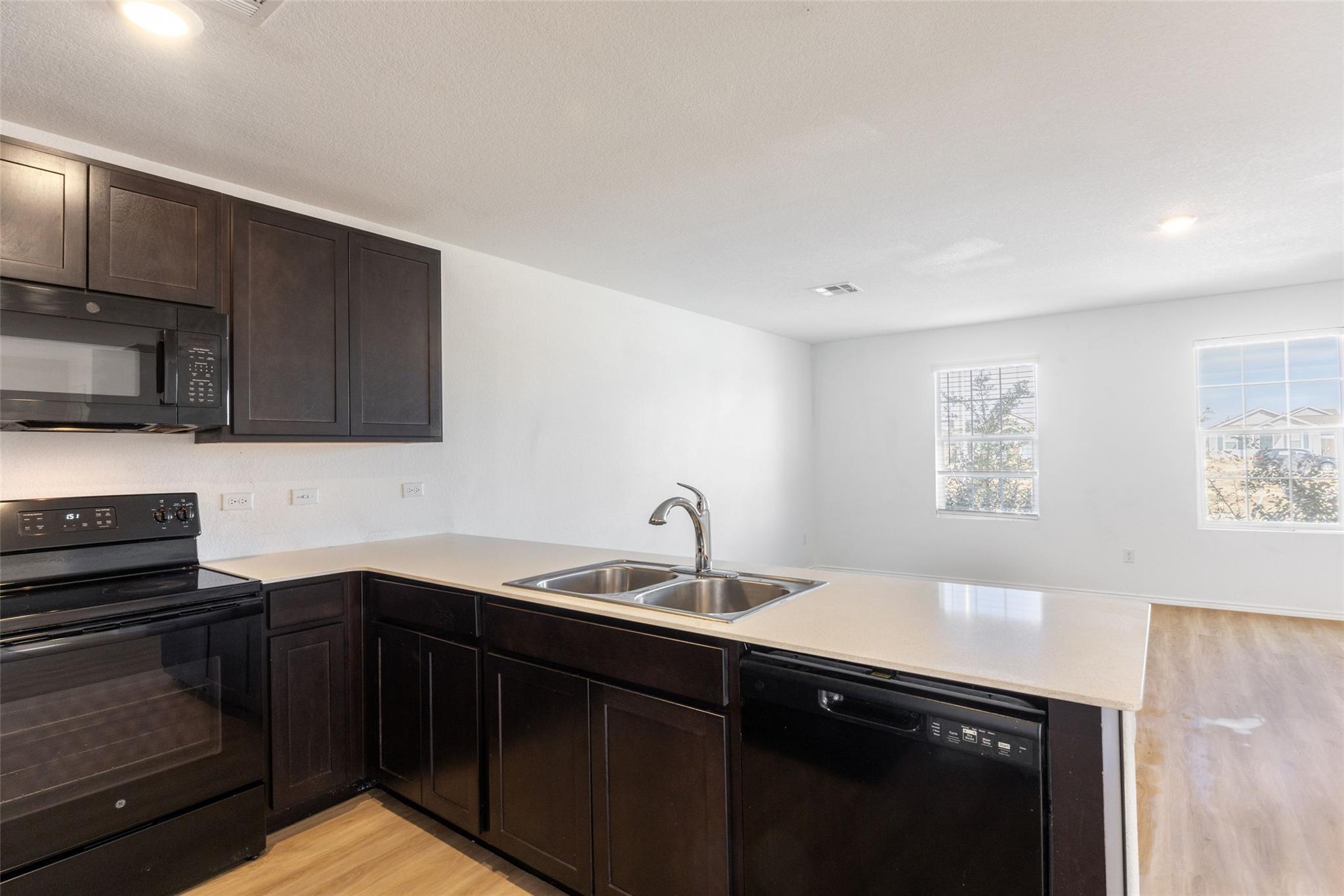 1125 Largemouth Ln, Bastrop, TX 78602