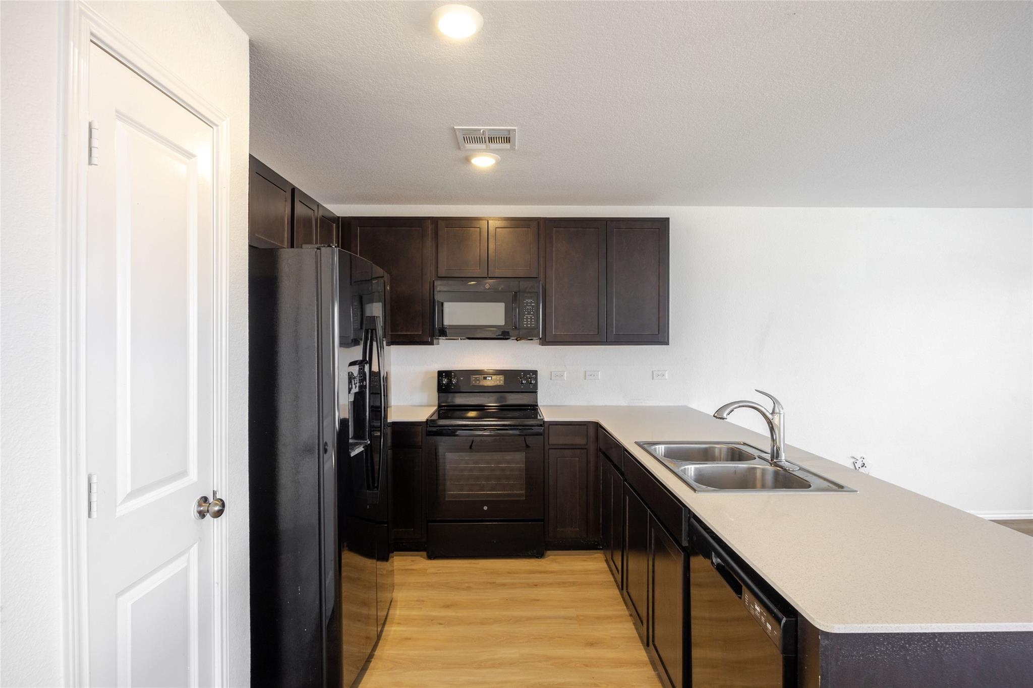 1125 Largemouth Ln, Bastrop, TX 78602