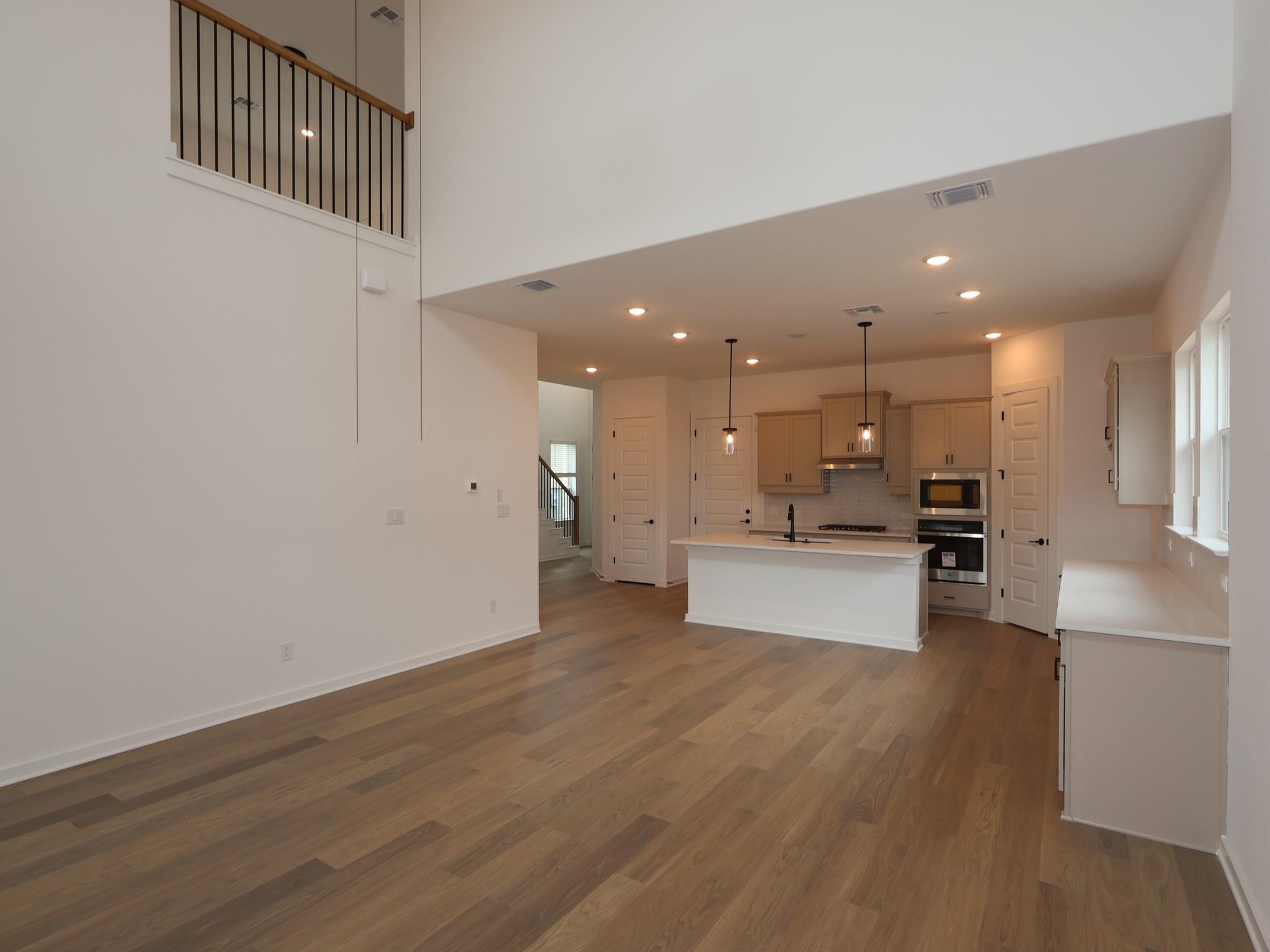 296 Bishop Wood Rd, Dripping Springs, TX 78620