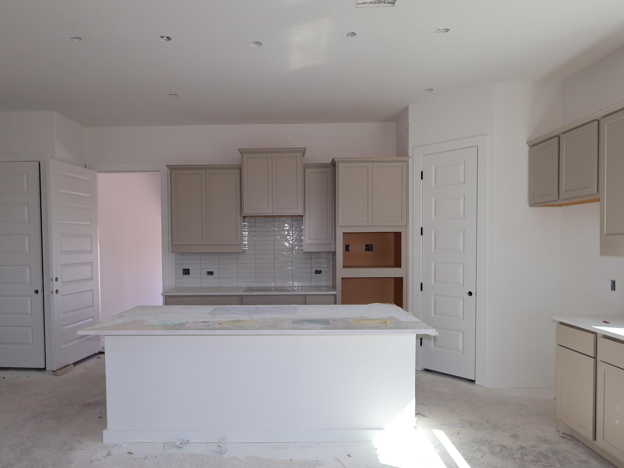 296 Bishop Wood Rd, Dripping Springs, TX 78620