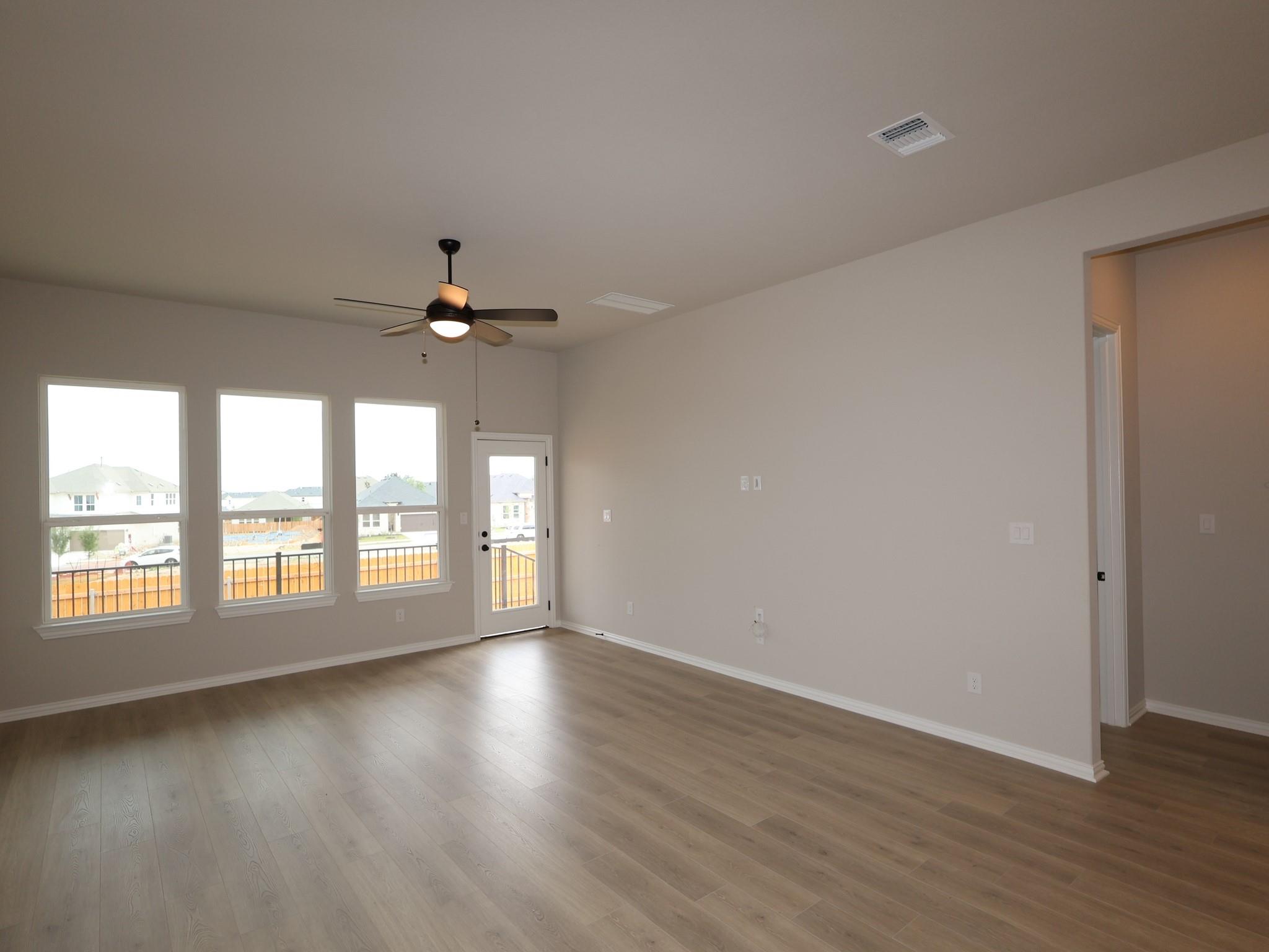 185 Grayson Elm Pass, Dripping Springs, TX 78620