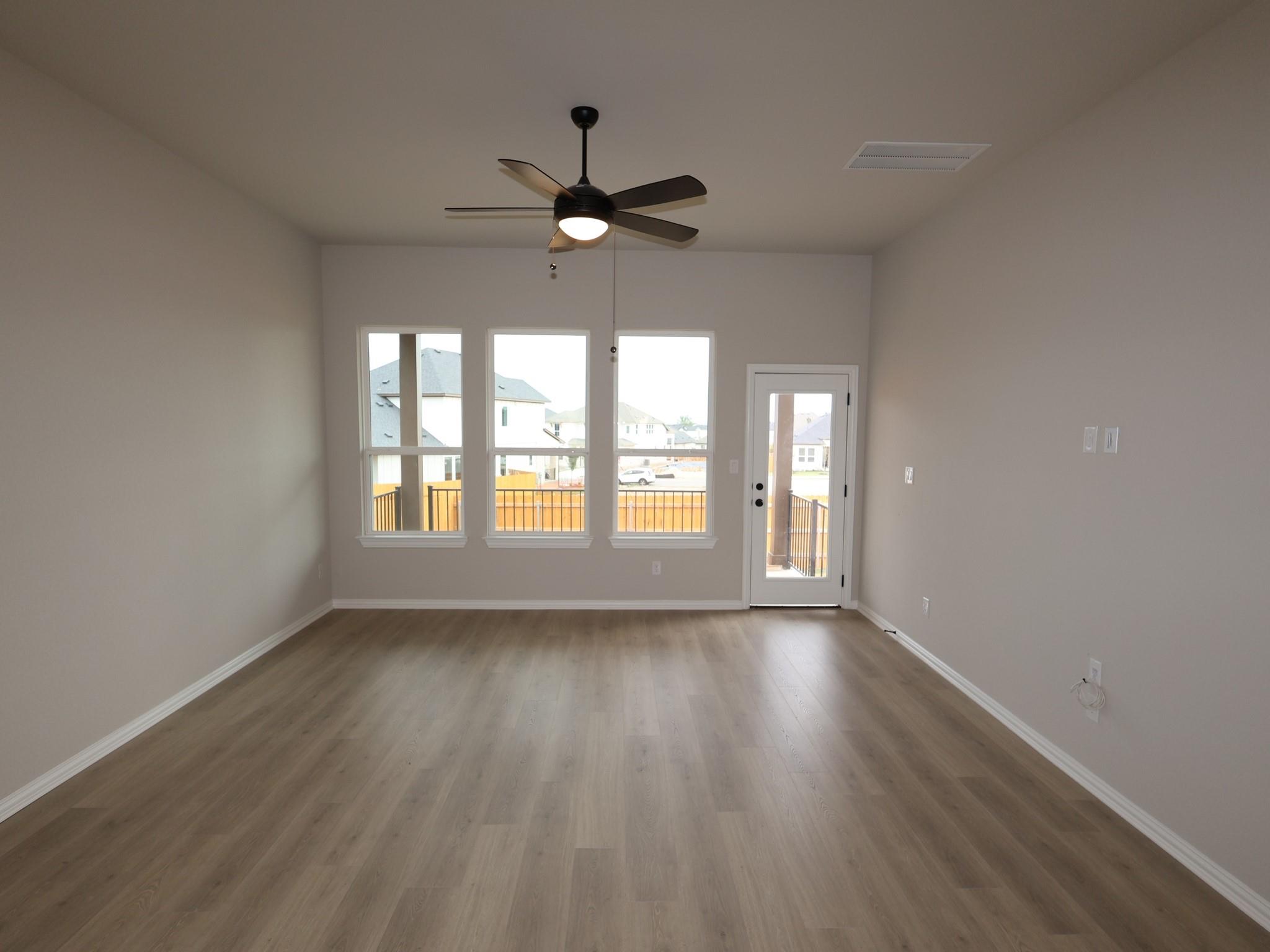 185 Grayson Elm Pass, Dripping Springs, TX 78620