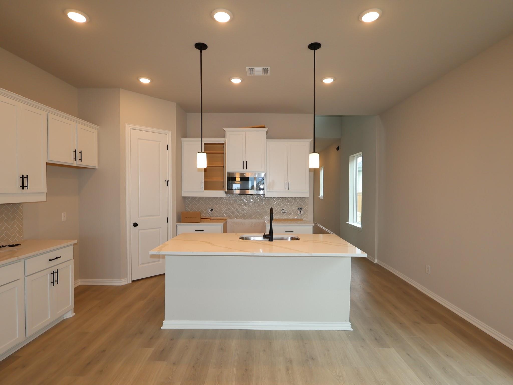 185 Grayson Elm Pass, Dripping Springs, TX 78620