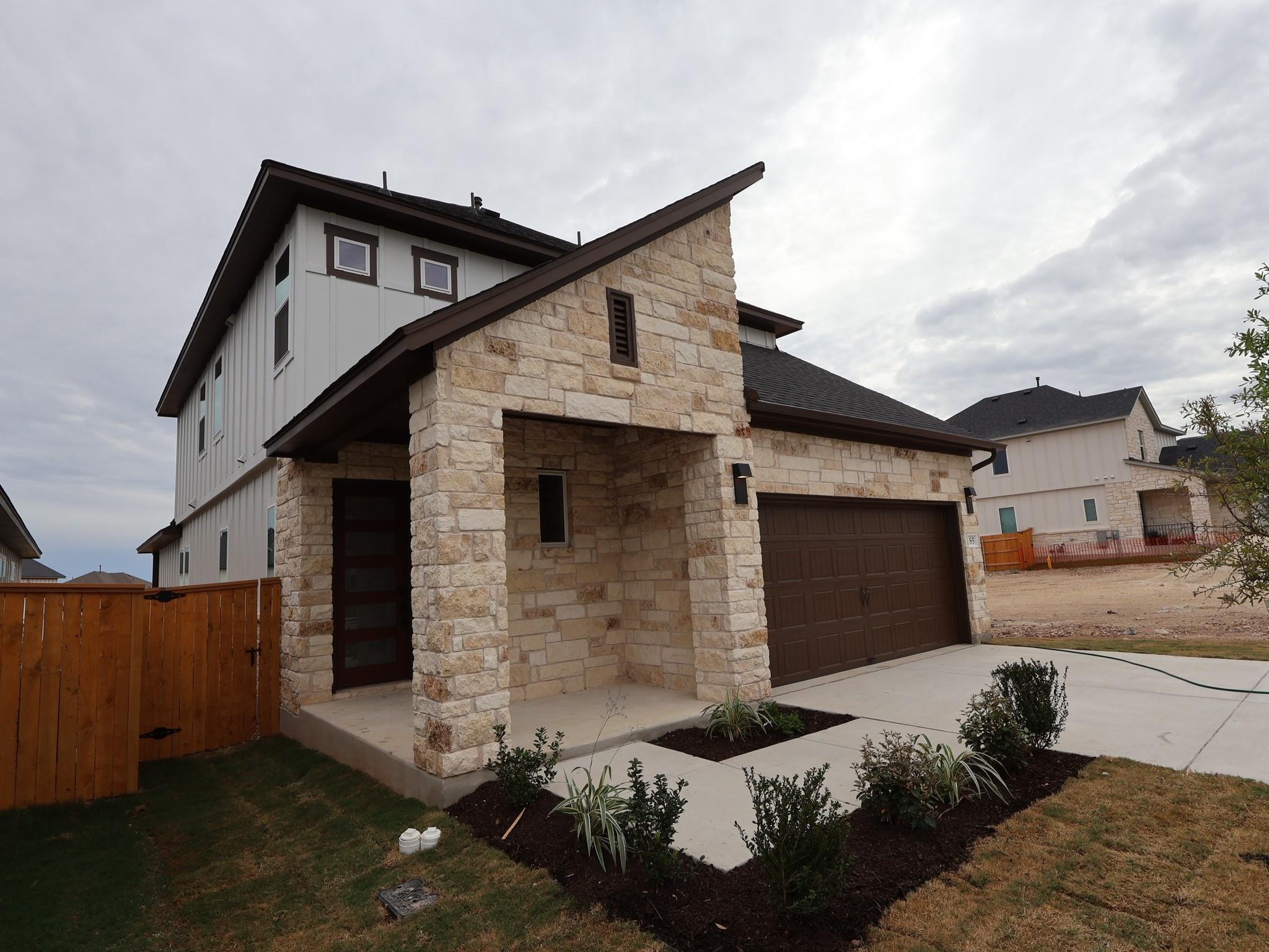 185 Grayson Elm Pass, Dripping Springs, TX 78620