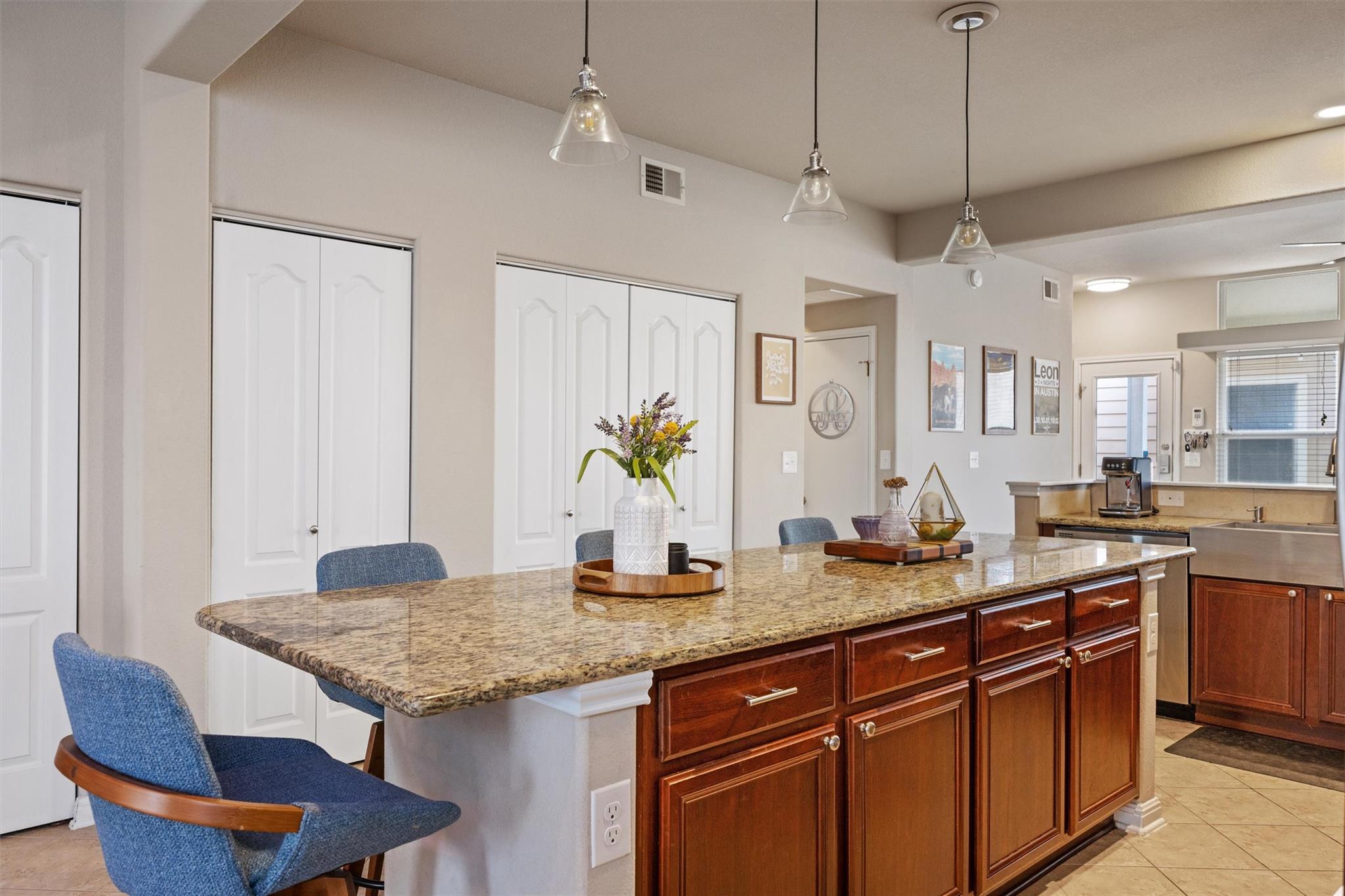 1117 Nevarez, Kyle, TX 78640