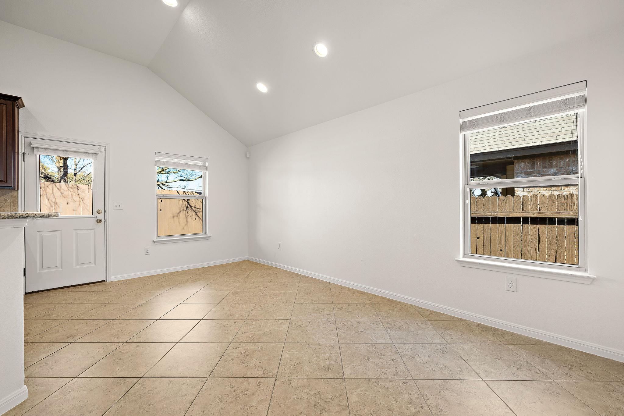 2008 Gabrielles Way, Manchaca, TX 78652