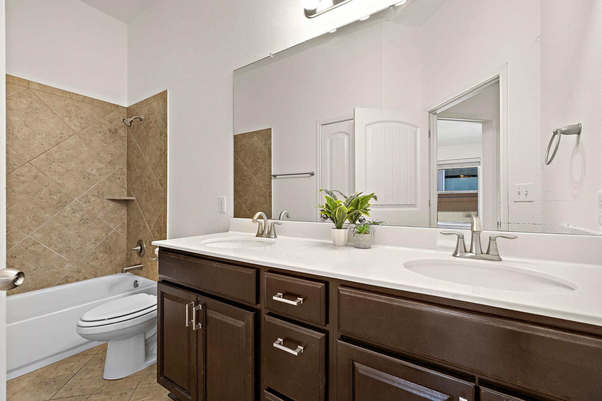 2008 Gabrielles Way, Manchaca, TX 78652