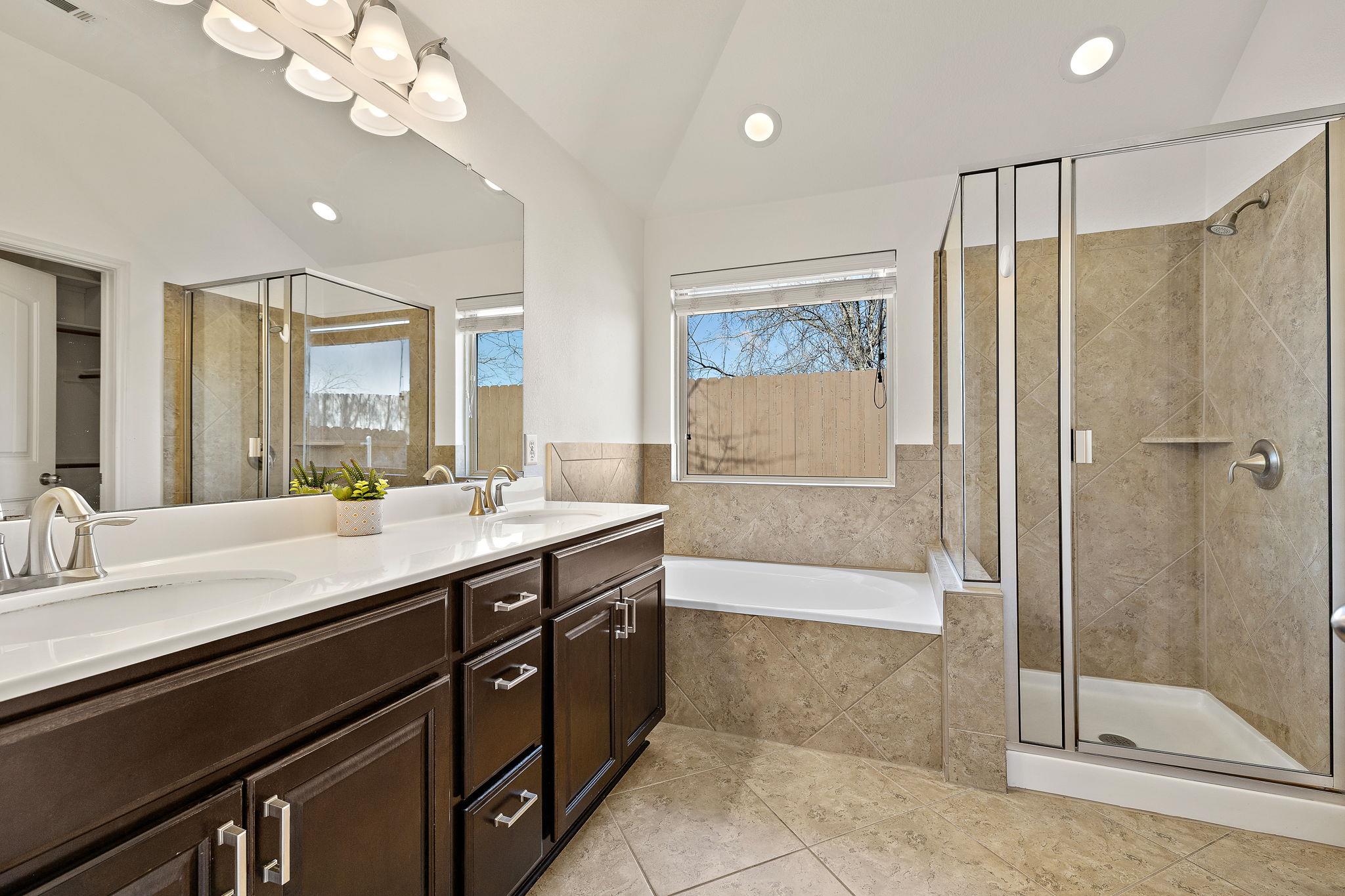 2008 Gabrielles Way, Manchaca, TX 78652