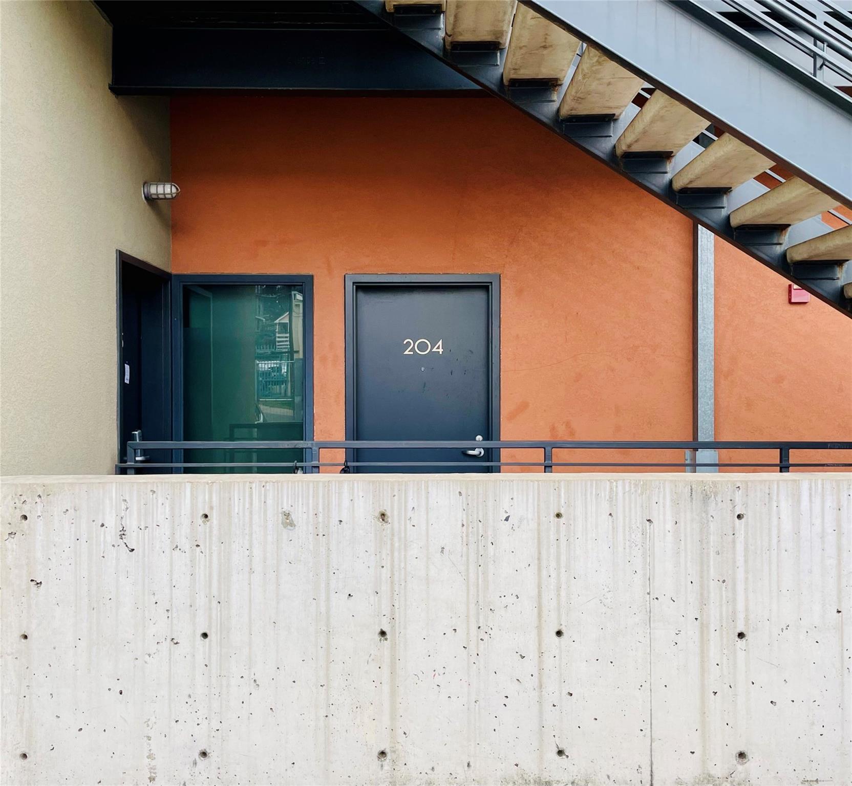 601 E Brushy St # 204, Austin, TX 78702