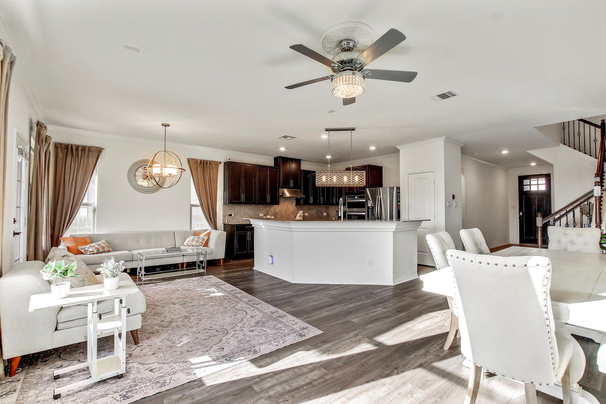 205 E Travers Stake Trl, Elgin, TX 78621