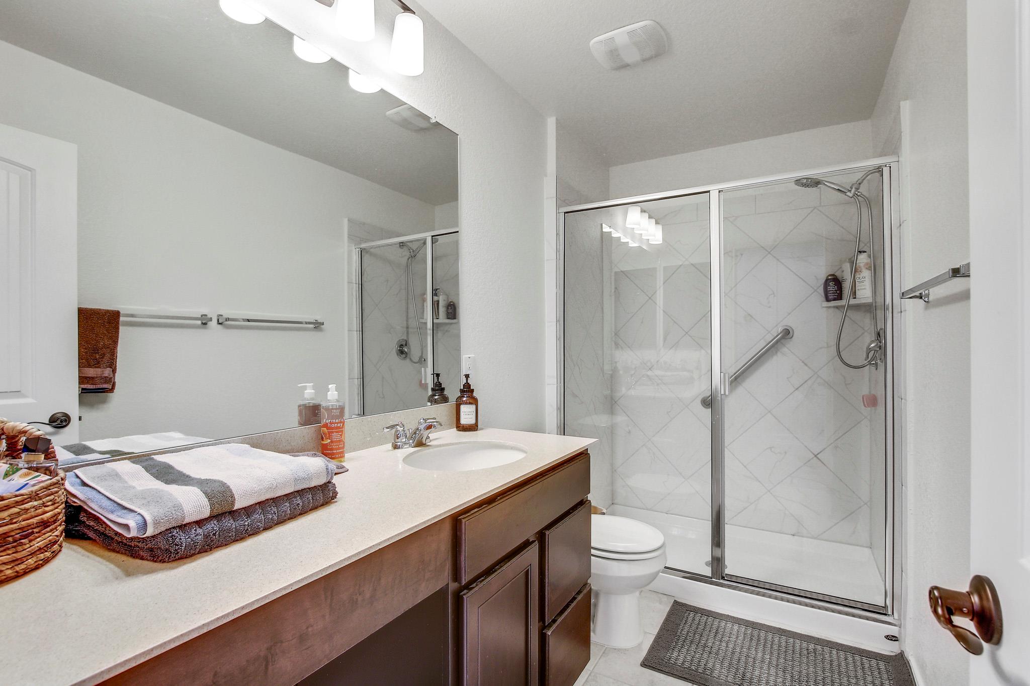 205 E Travers Stake Trl, Elgin, TX 78621