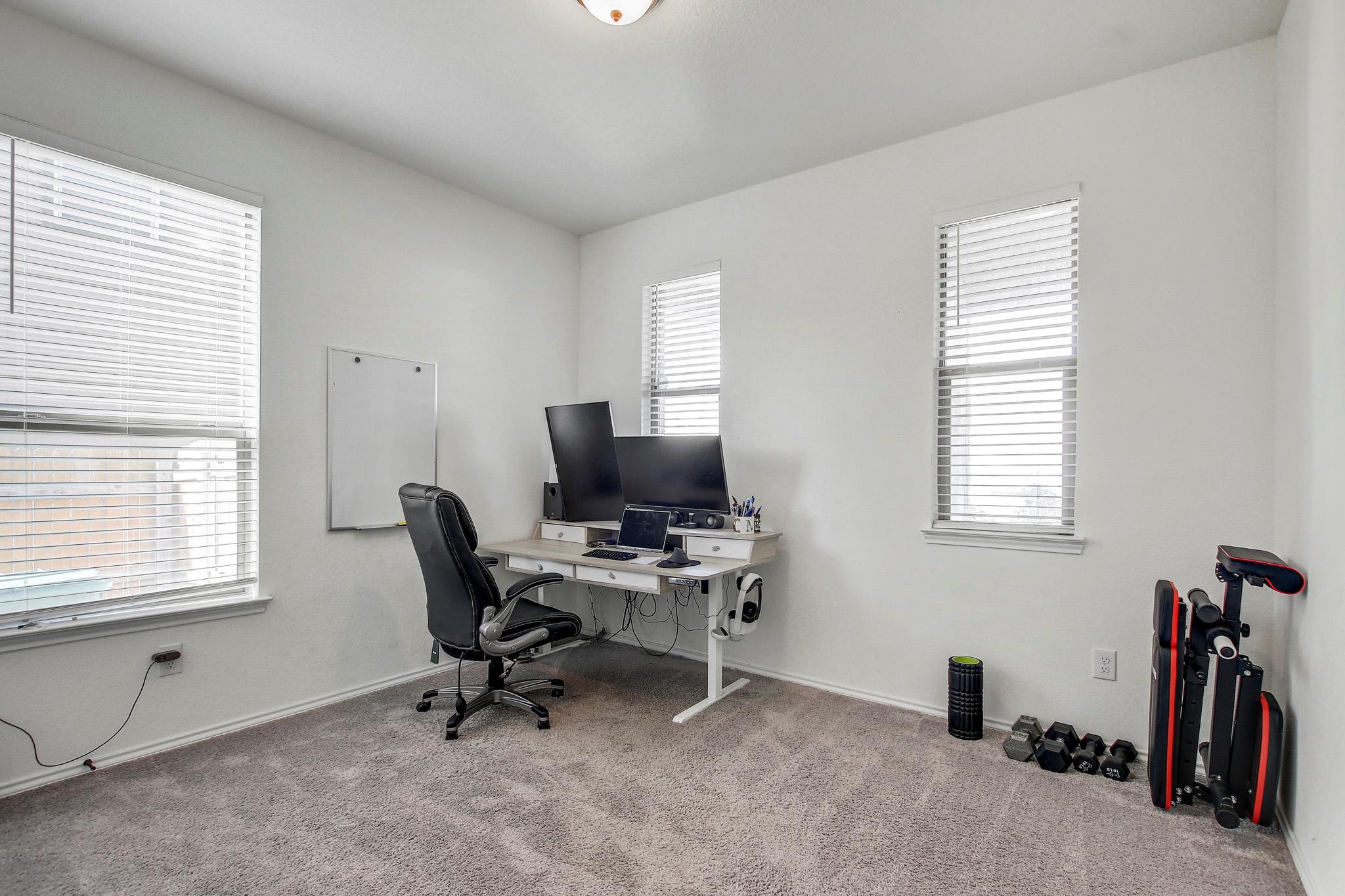 205 E Travers Stake Trl, Elgin, TX 78621