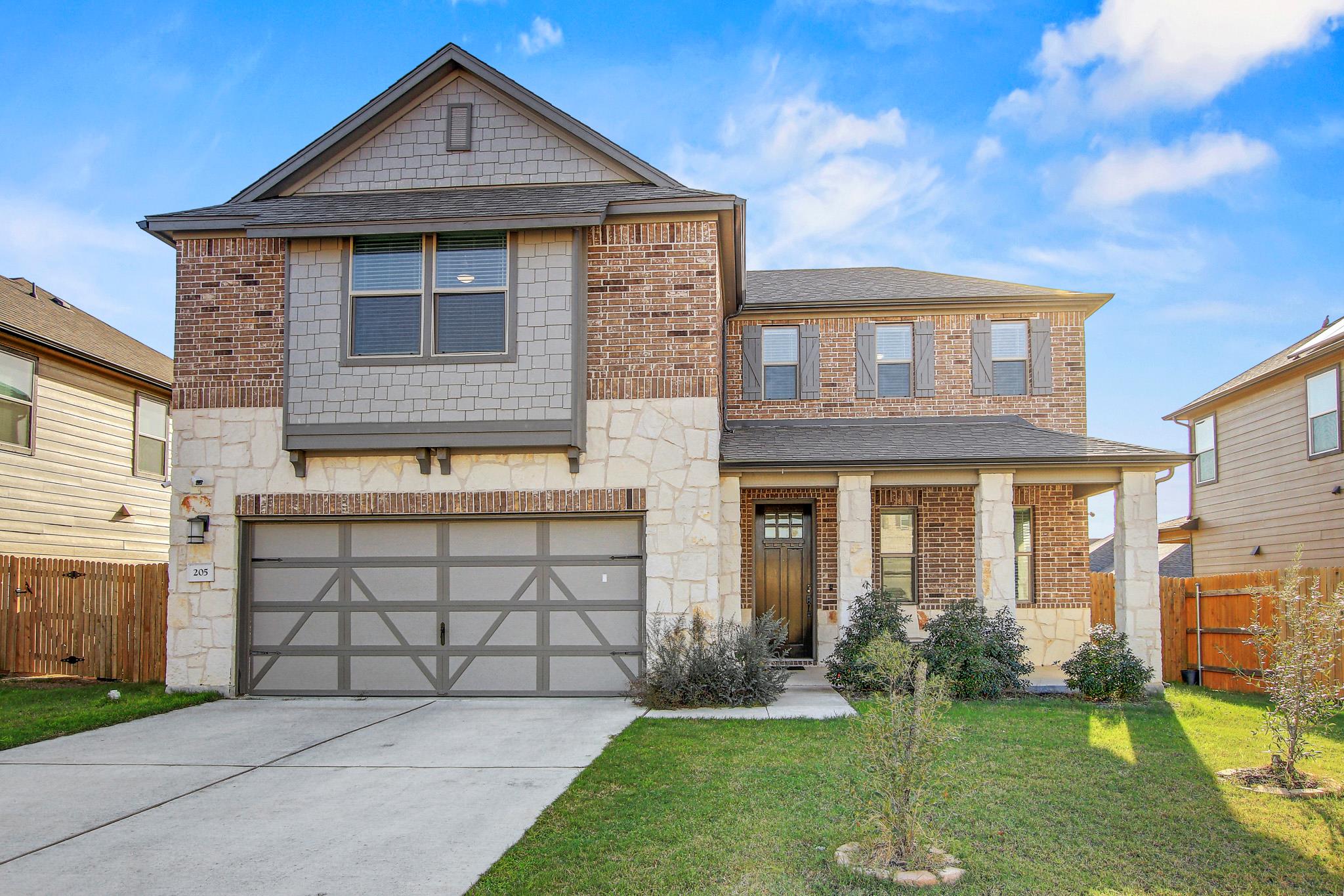 205 E Travers Stake Trl, Elgin, TX 78621
