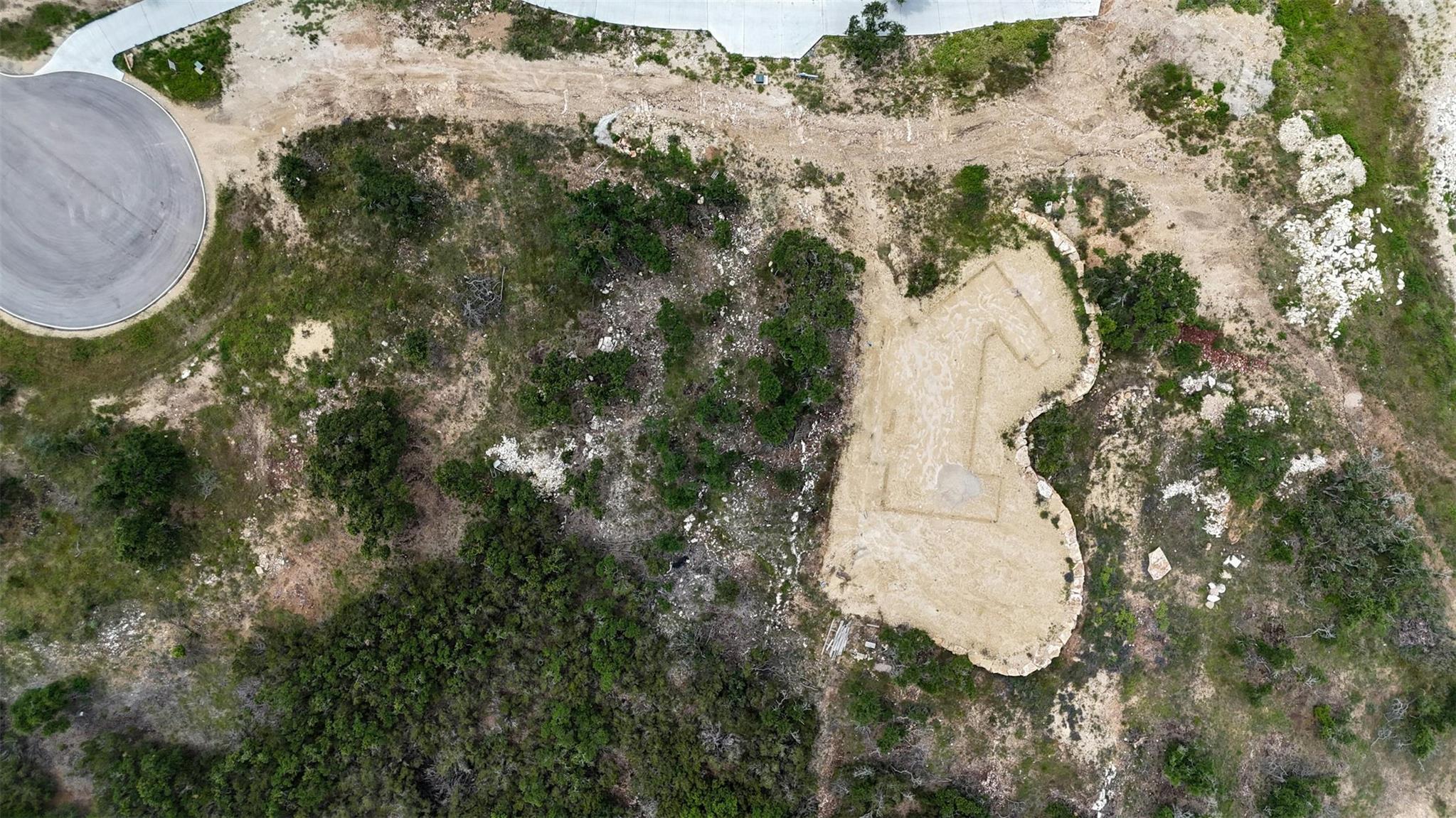 305 W Dripping View Ct, Johnson City, TX 78636