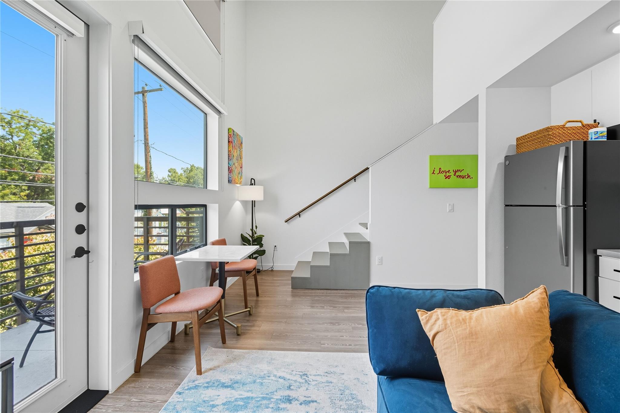 49 Navasota St # 205, Austin, TX 78702