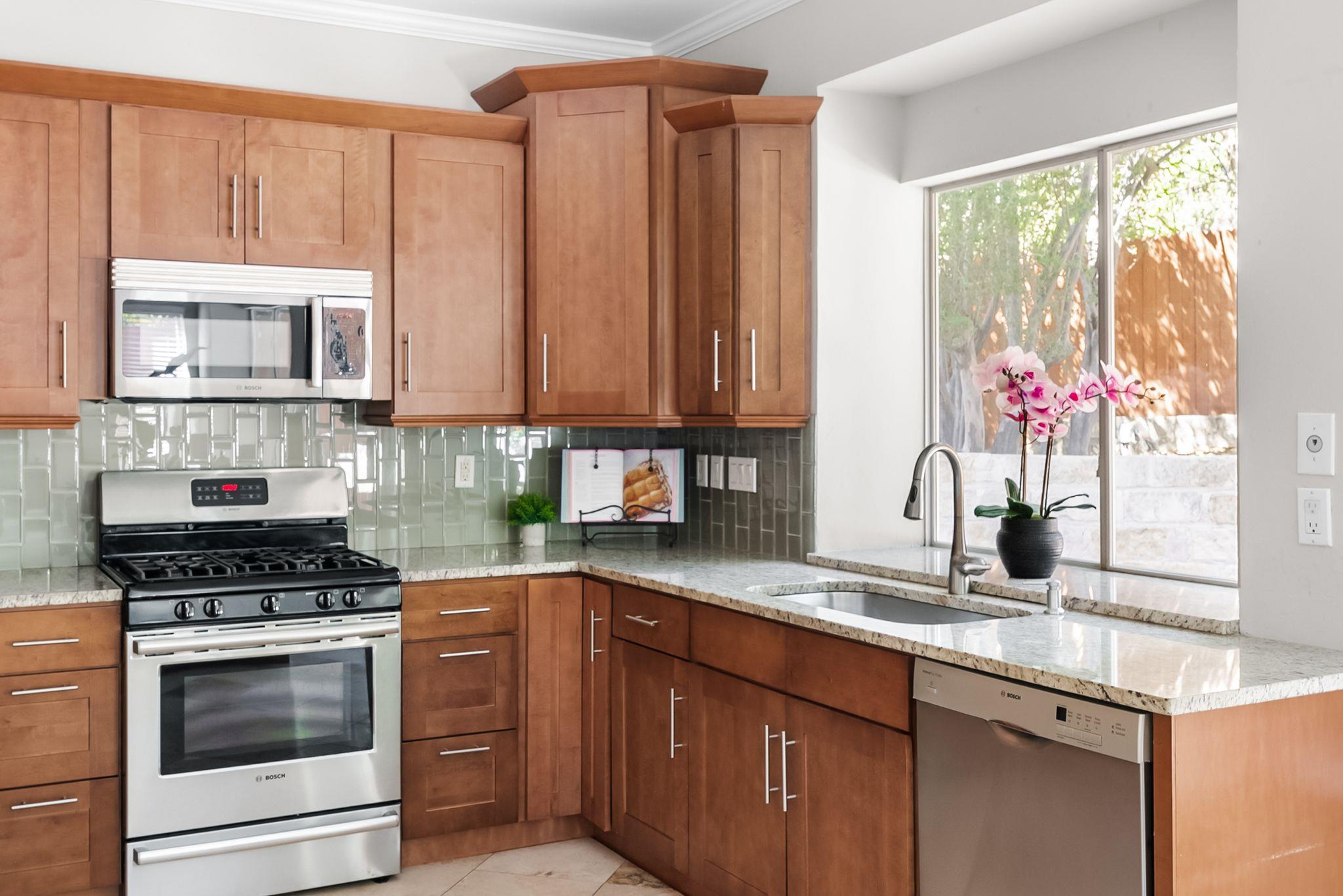 10919 Sierra Oaks, Austin, TX 78759