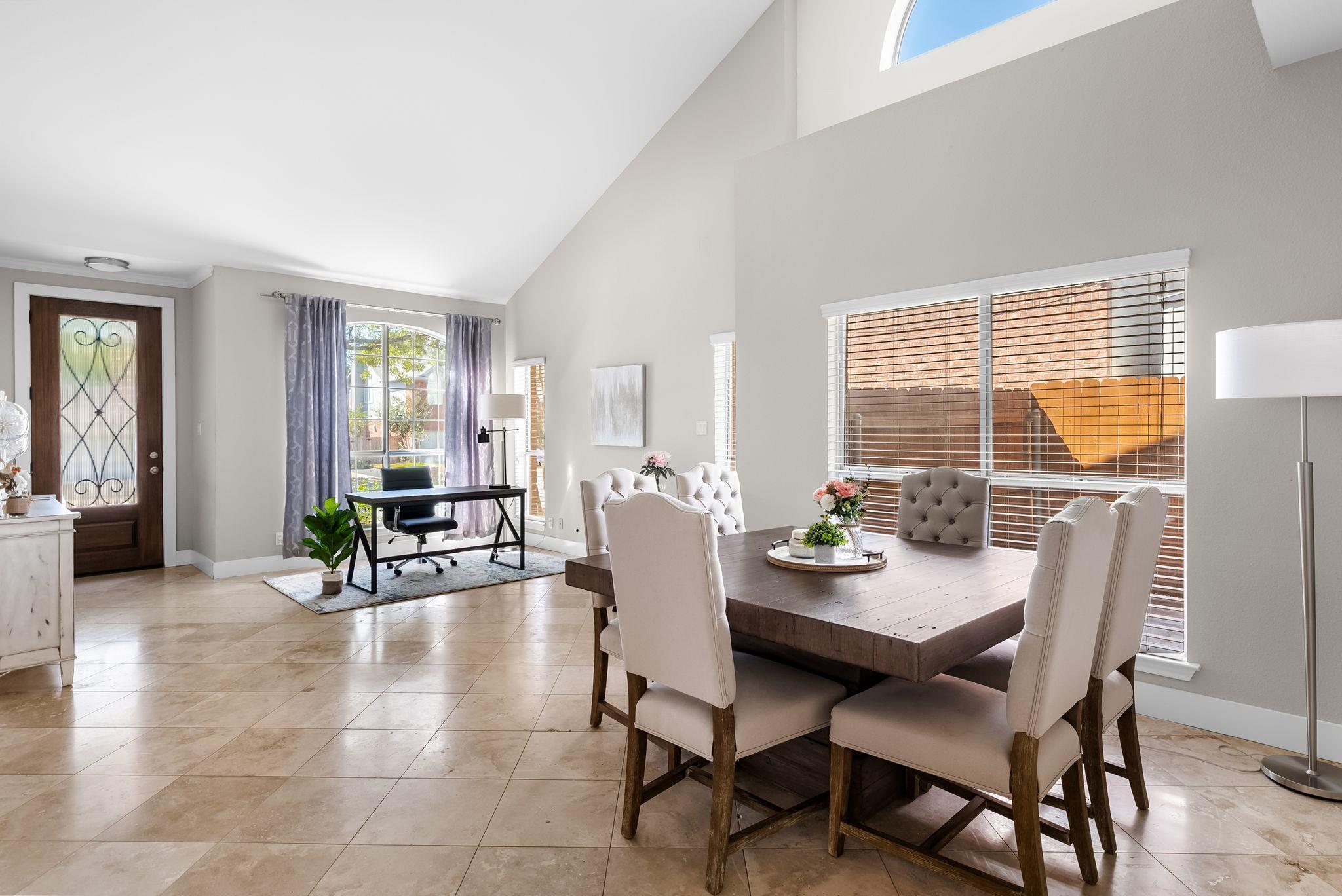 10919 Sierra Oaks, Austin, TX 78759