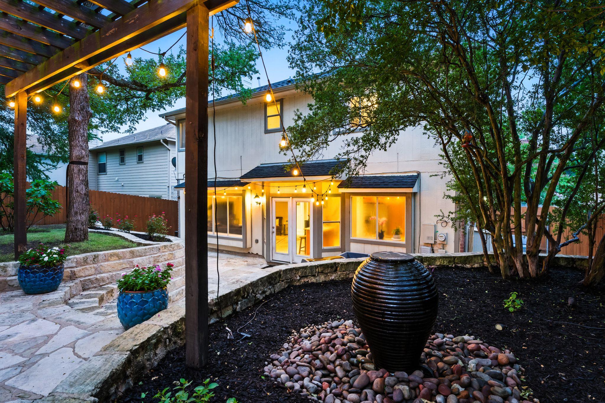 10919 Sierra Oaks, Austin, TX 78759