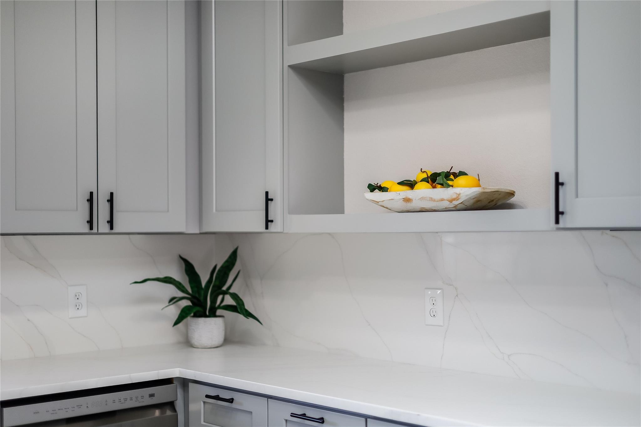 20702 Harding Cv, Lago Vista, TX 78645