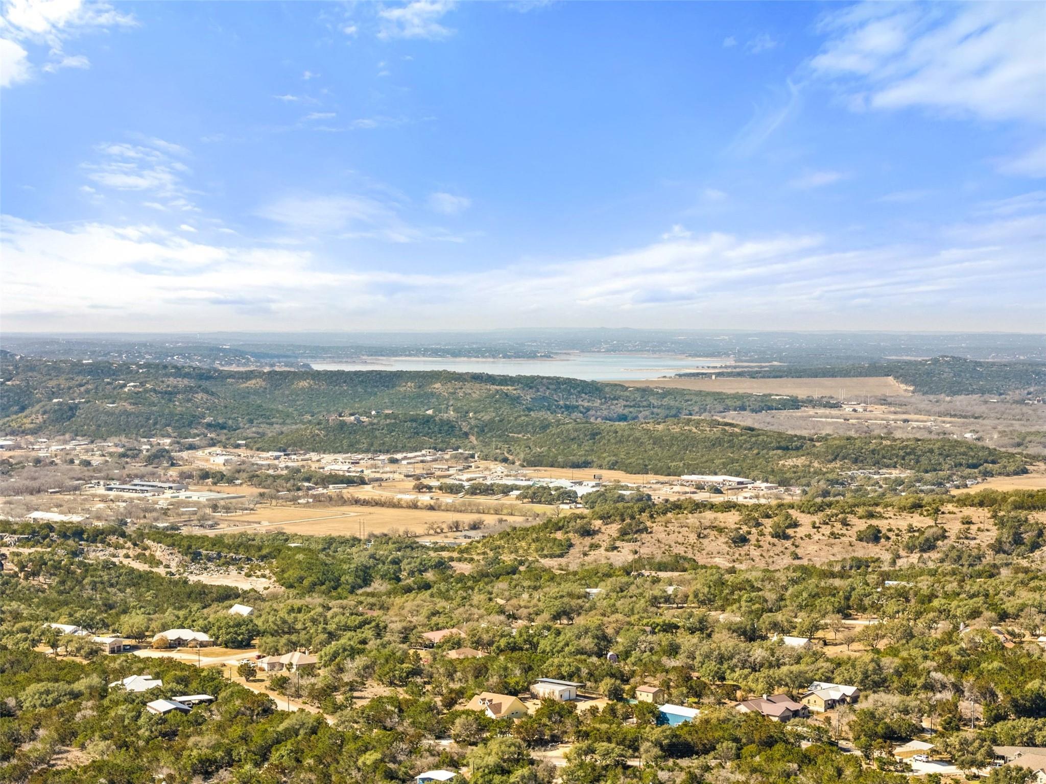 1441 Hilltop Oaks Dr, New Braunfels, TX 78132