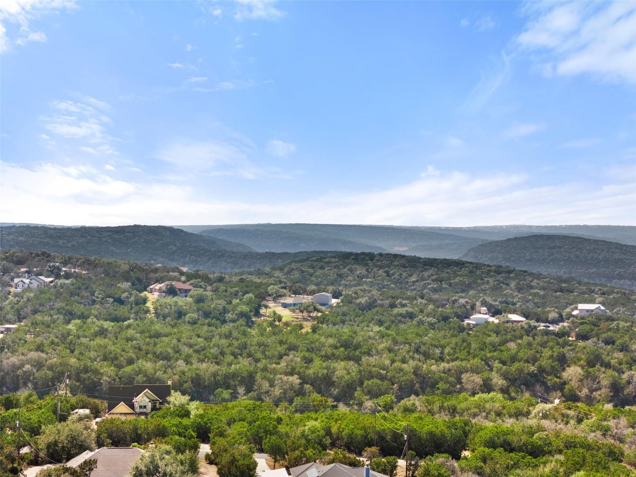 1441 Hilltop Oaks Dr, New Braunfels, TX 78132