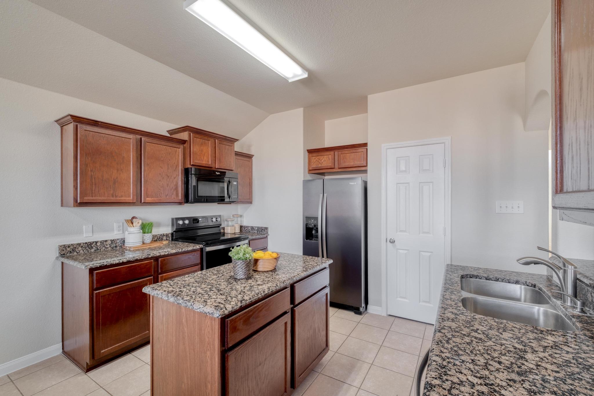 19328 Wt Gallaway St, Manor, TX 78653