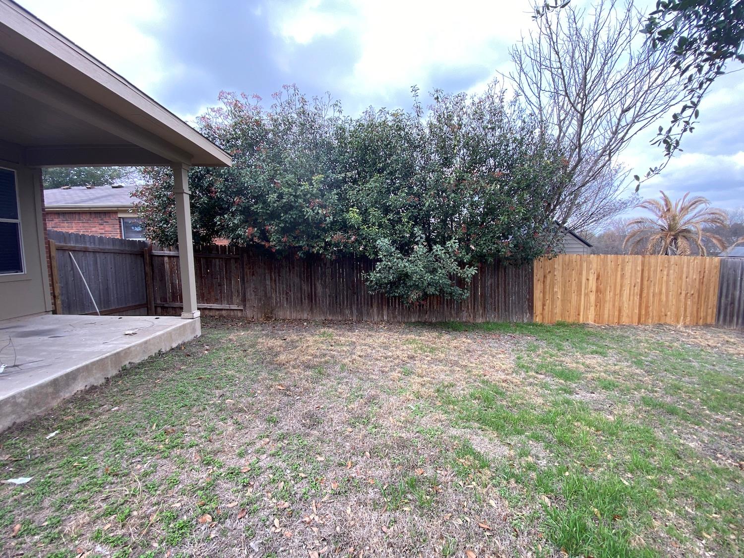 258 Western Dr, Kyle, TX 78640