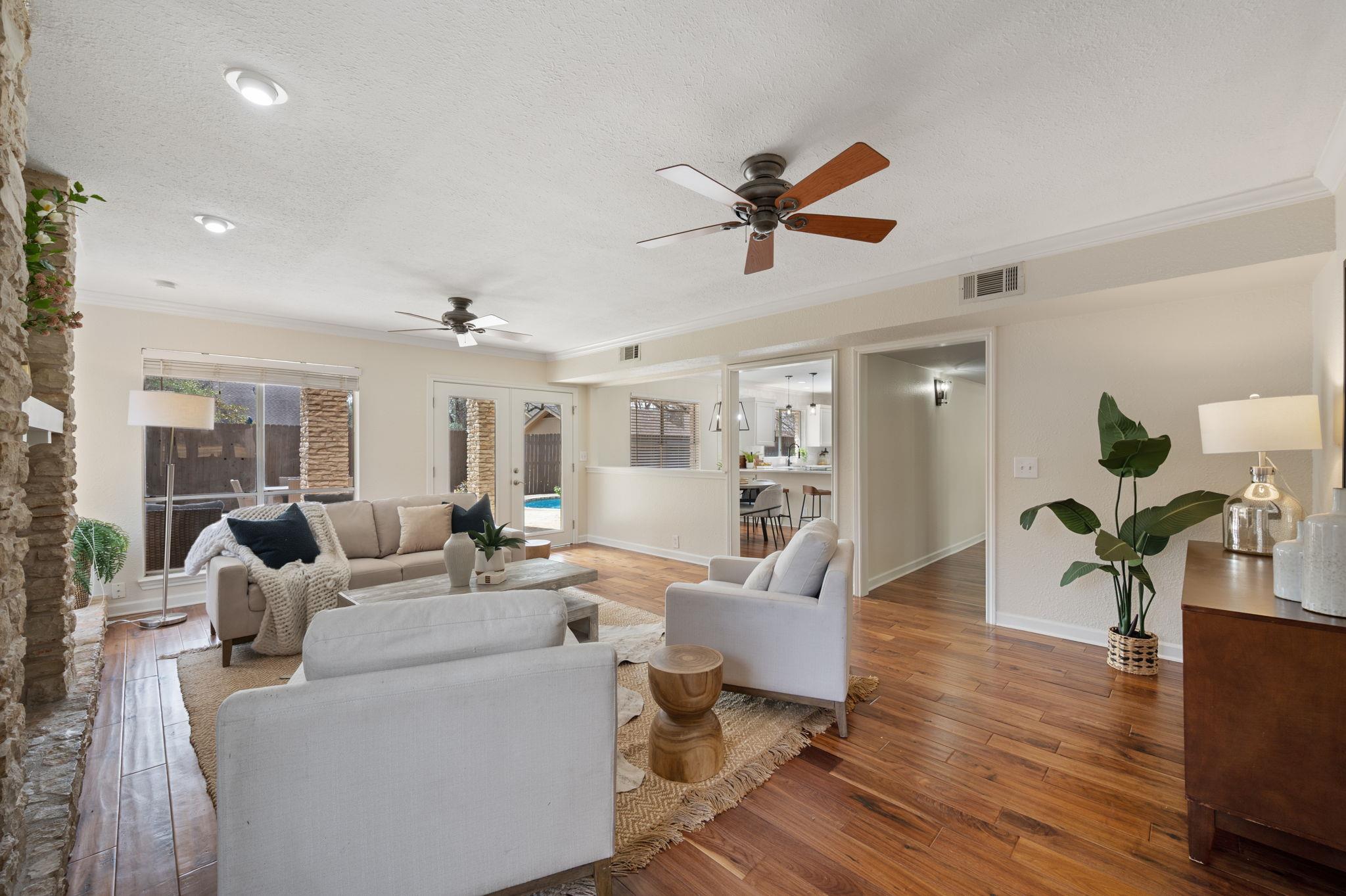 10601 Spicewood Pkwy, Austin, TX 78750