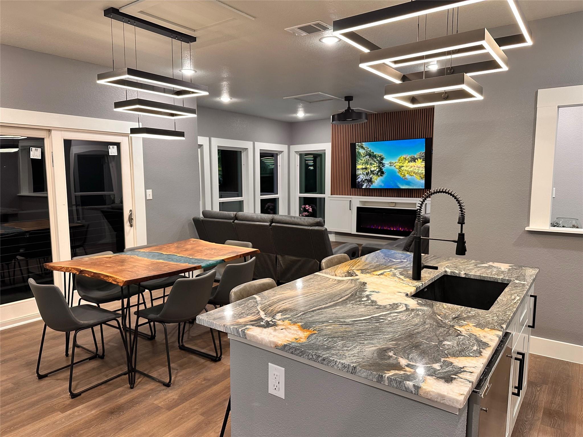 190 Clear Creek, Burnet, TX 78611