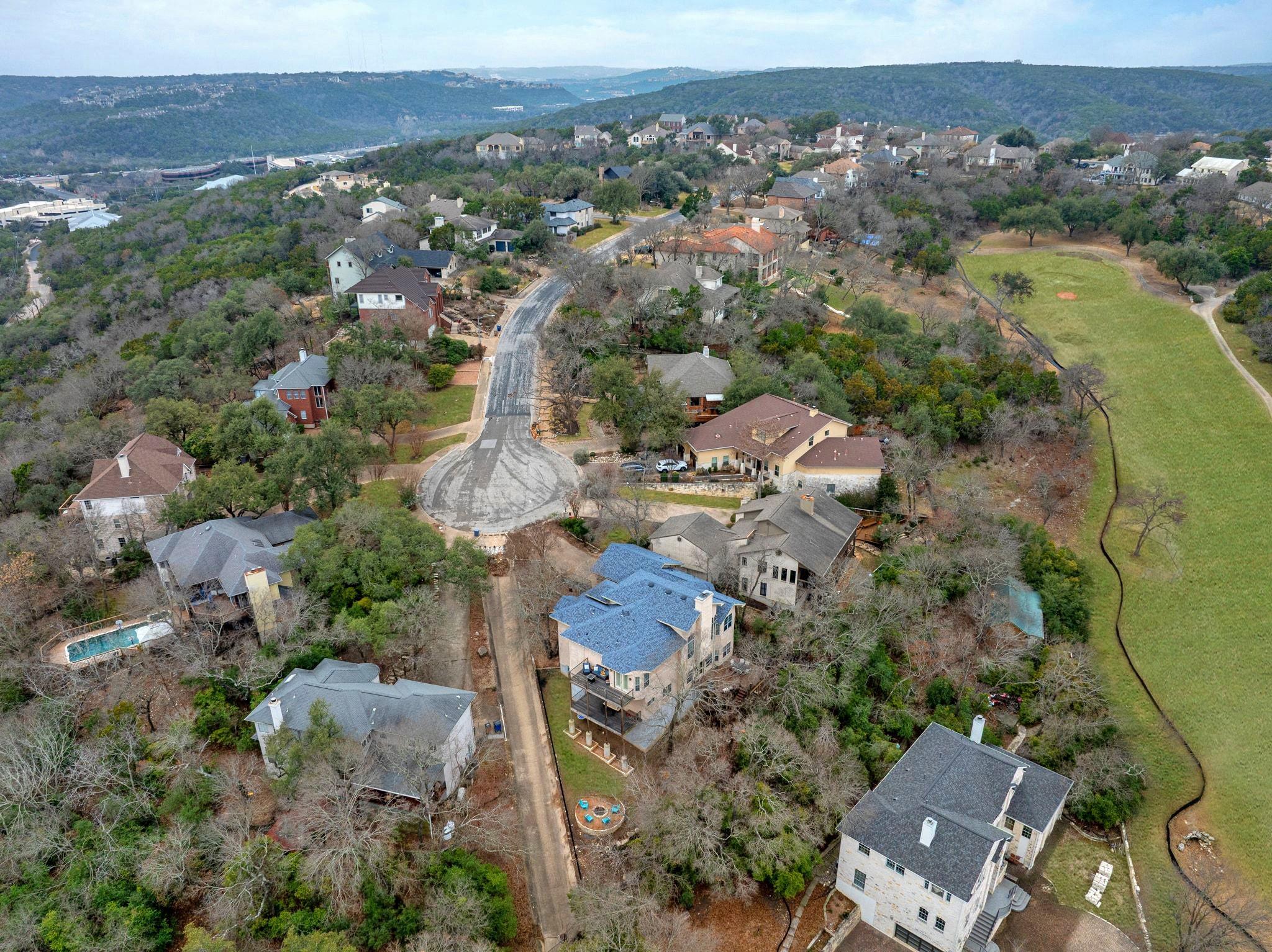 5600 SPURFLOWER Dr, Austin, TX 78759