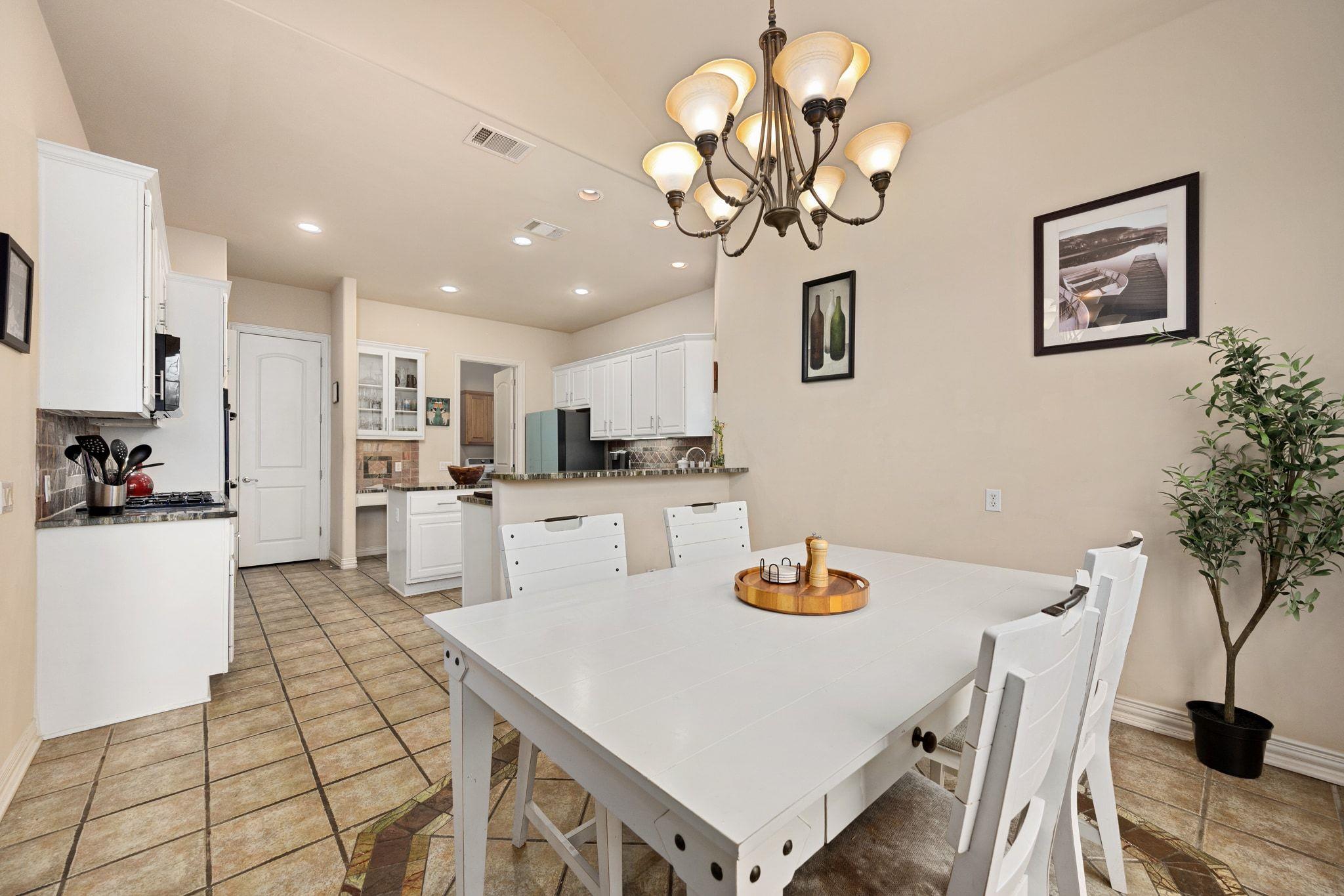 5600 SPURFLOWER Dr, Austin, TX 78759