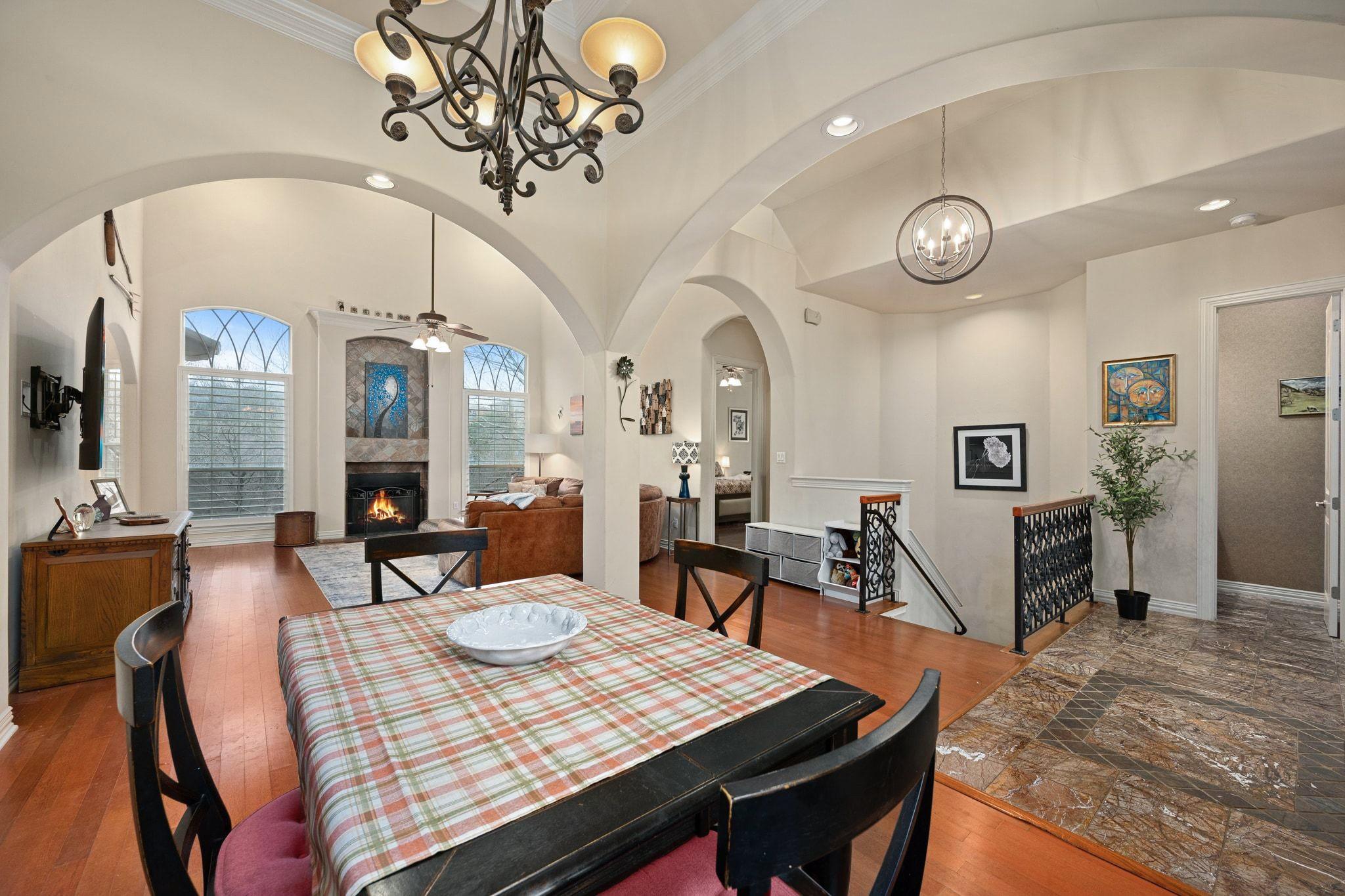 5600 SPURFLOWER Dr, Austin, TX 78759