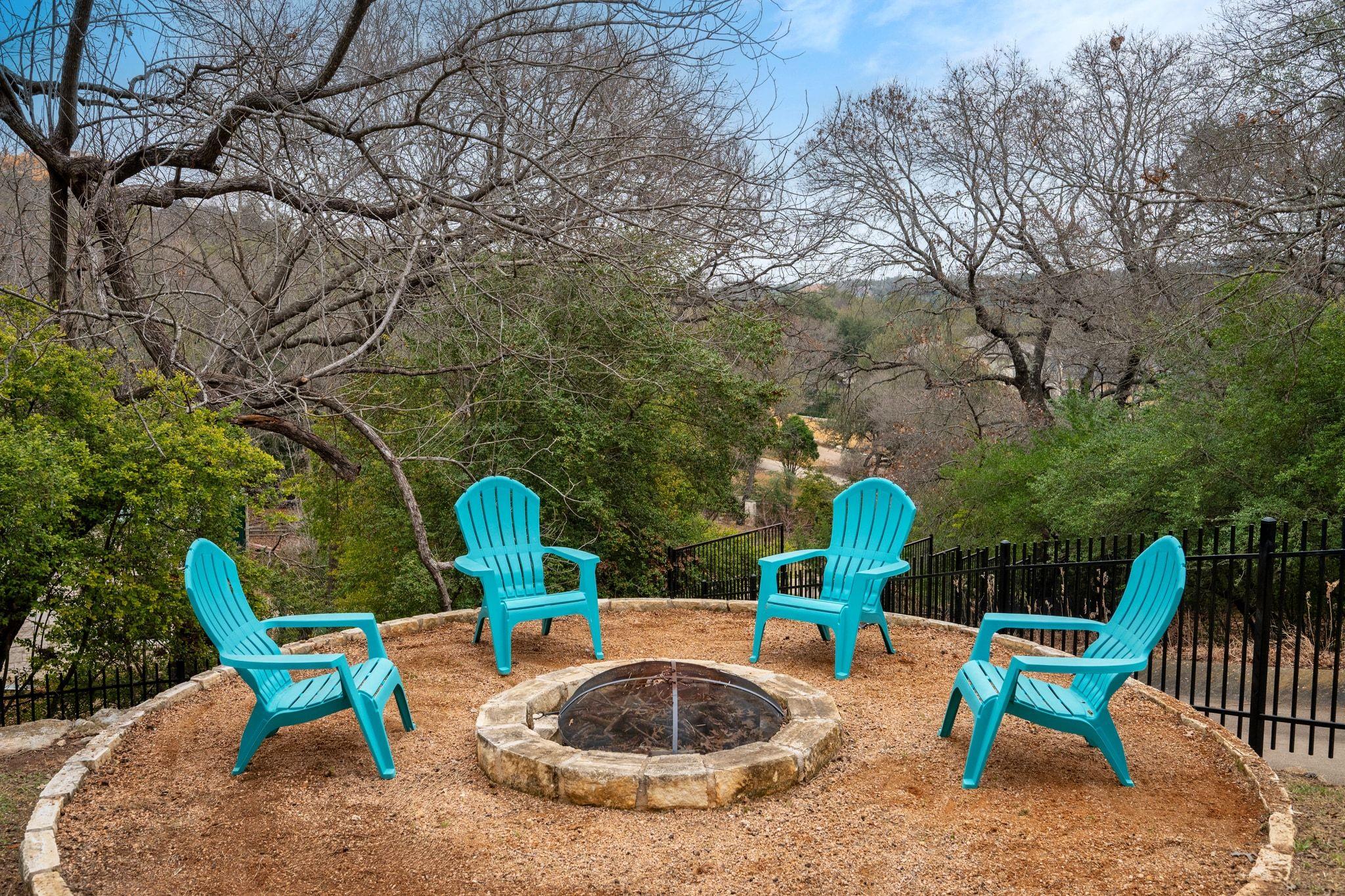 5600 SPURFLOWER Dr, Austin, TX 78759