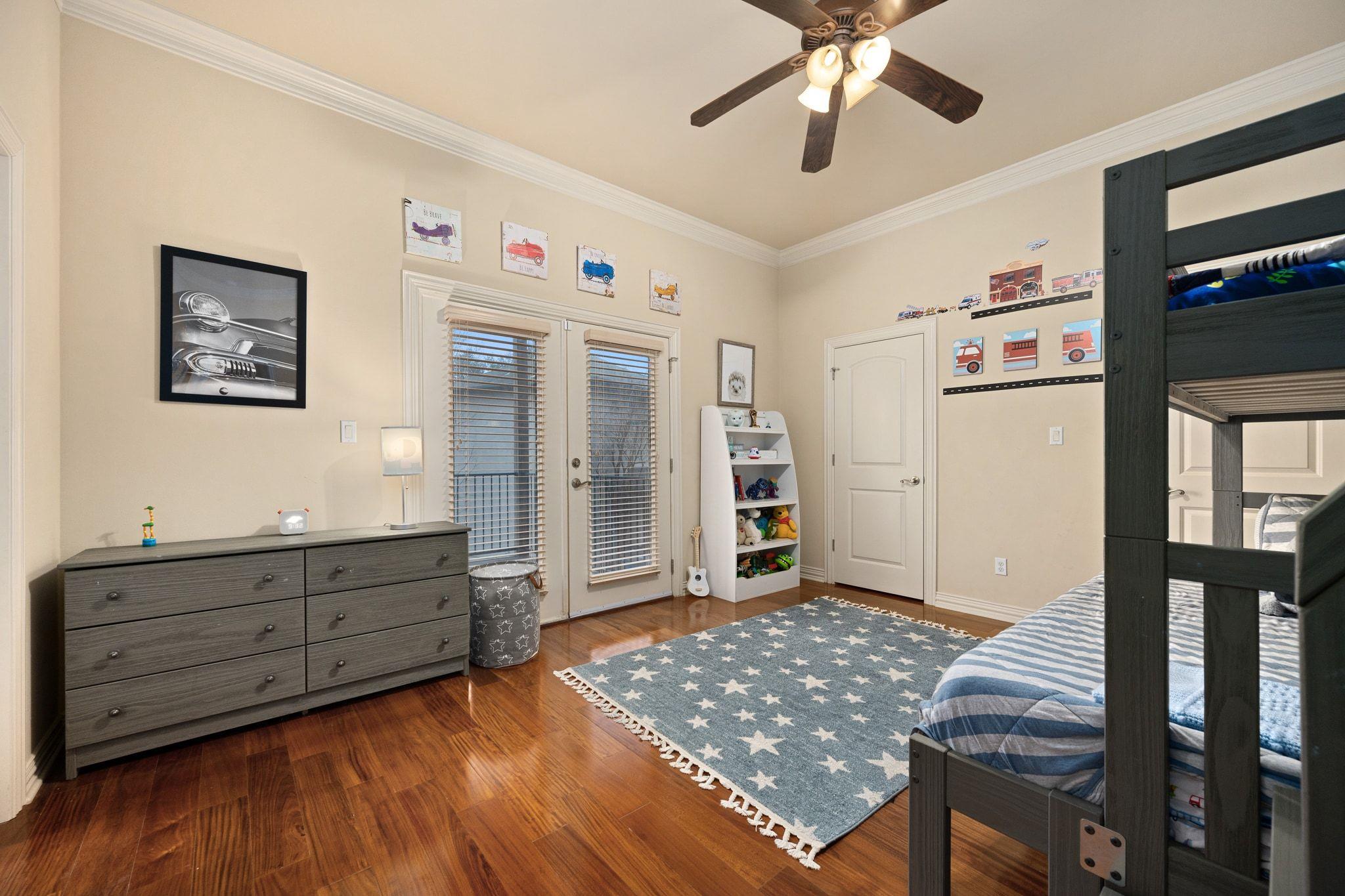 5600 SPURFLOWER Dr, Austin, TX 78759