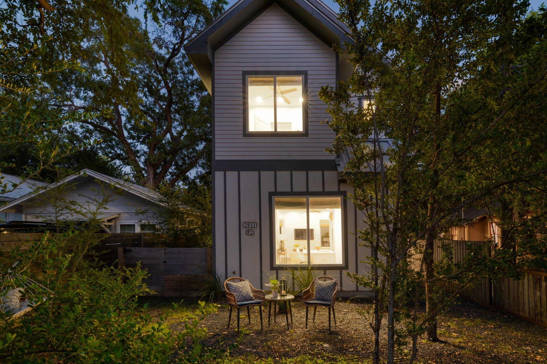 3911 Duval St # 2, Austin, TX 78751