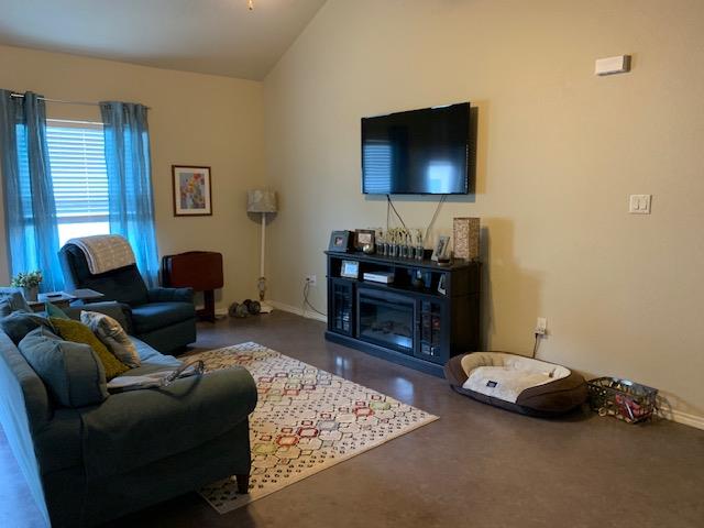 577 JACK RABBIT Ln # B, Buda, TX 78610