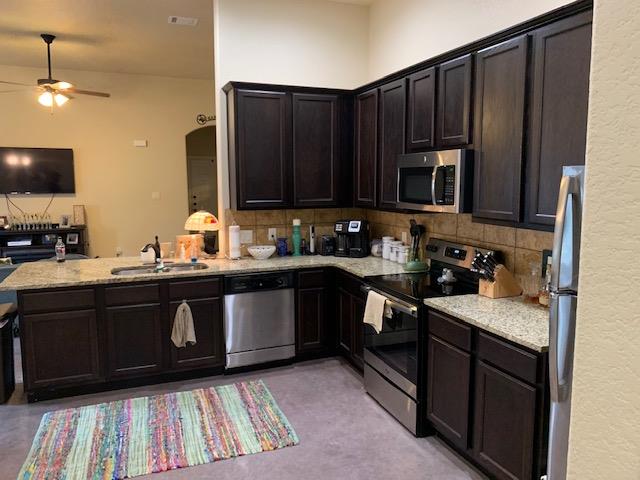 577 JACK RABBIT Ln # B, Buda, TX 78610