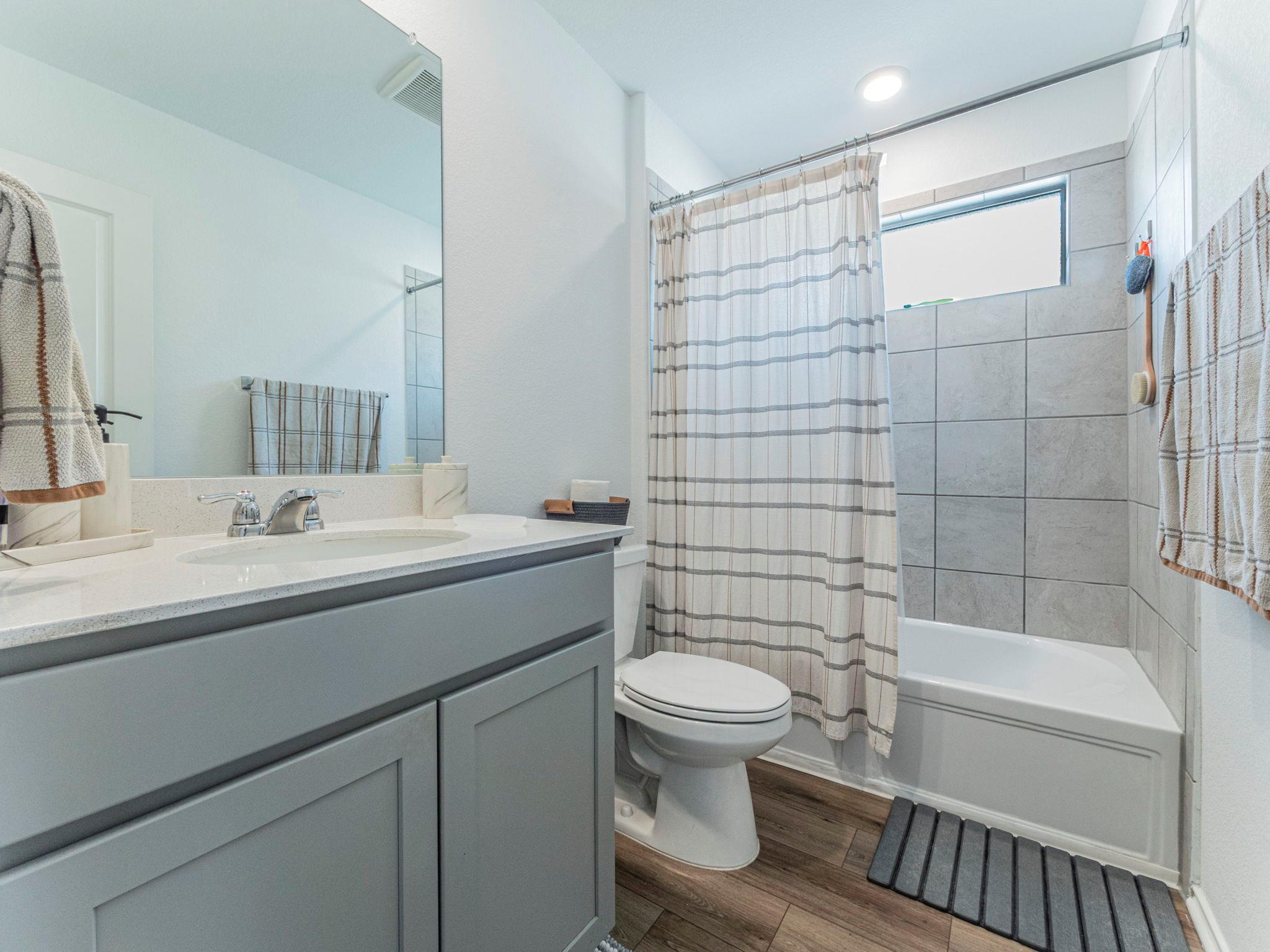 524 Sebring Cir, Hutto, TX 78634