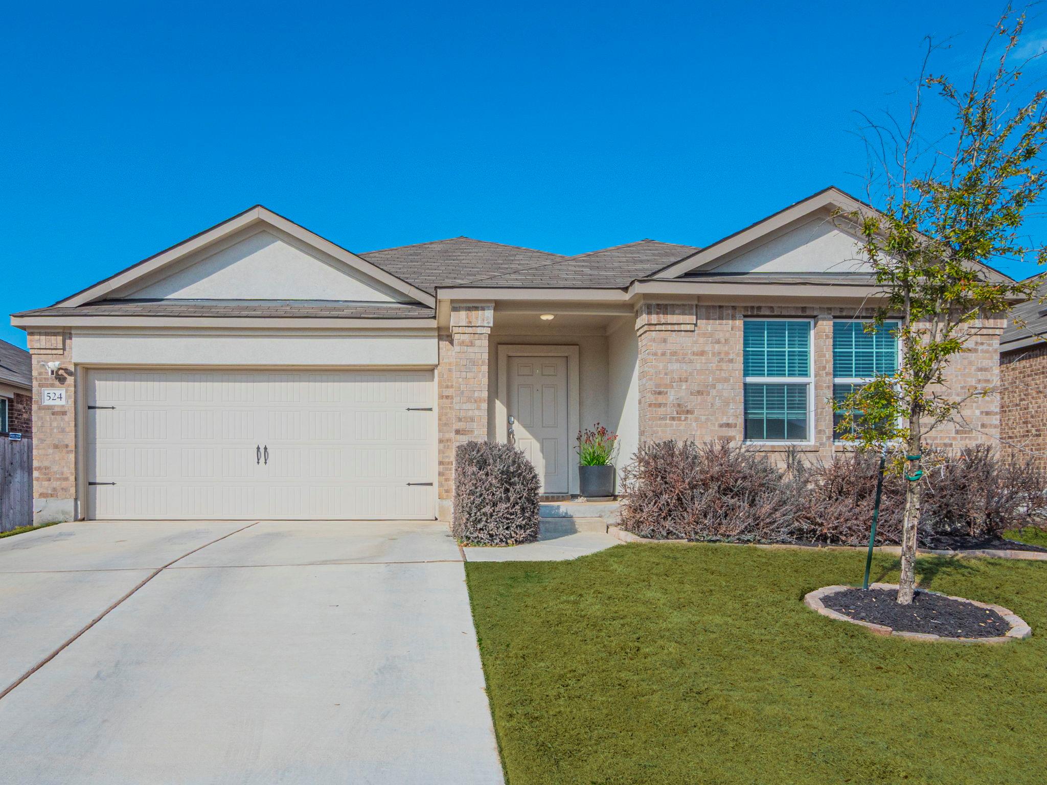 524 Sebring Cir, Hutto, TX 78634