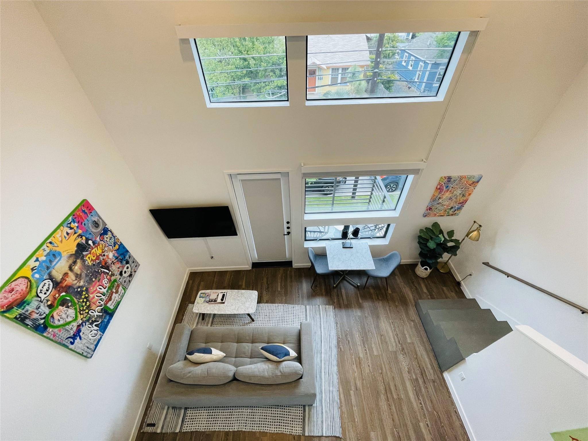 49 Navasota St # 201, Austin, TX 78702