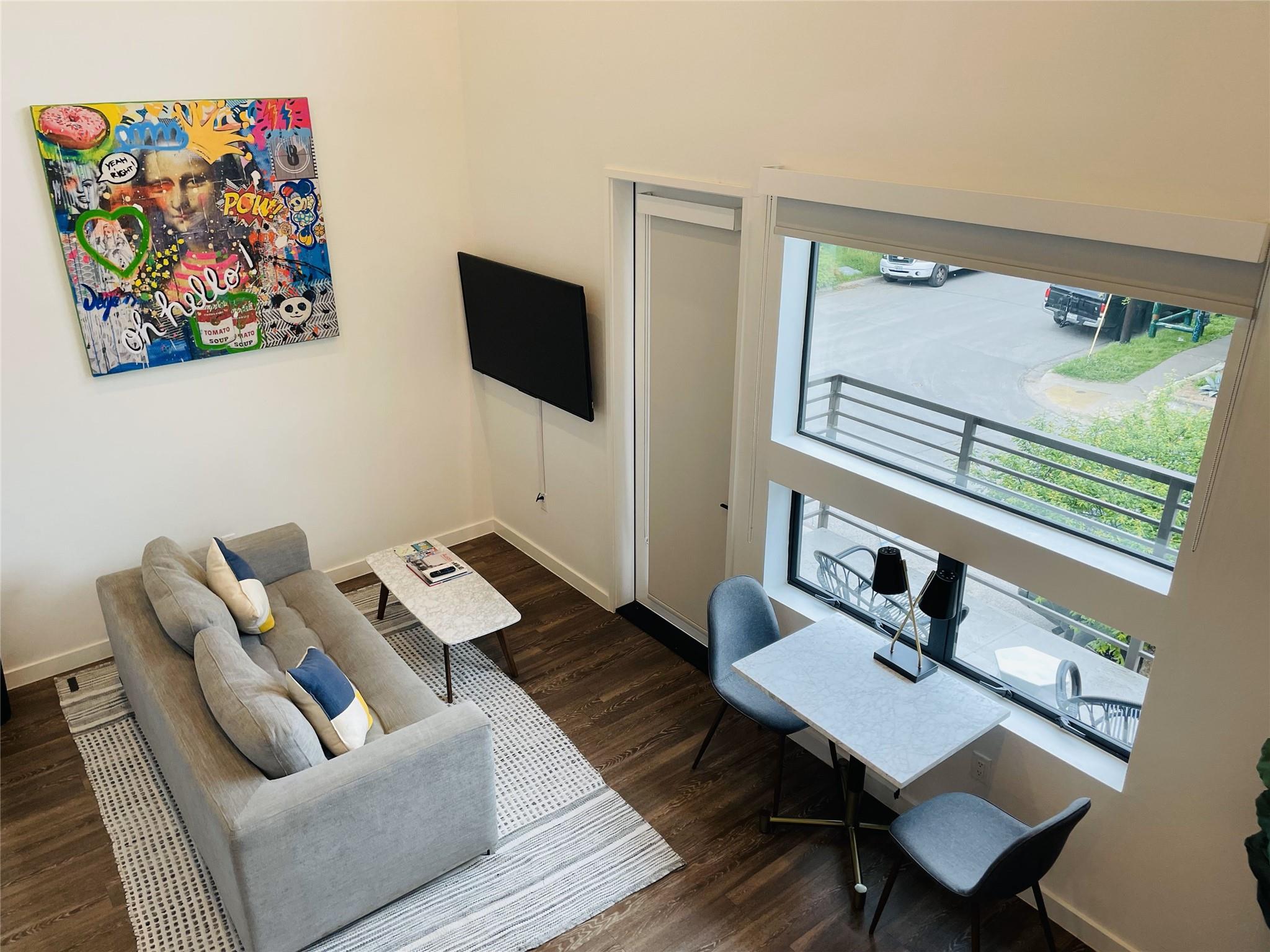 49 Navasota St # 201, Austin, TX 78702