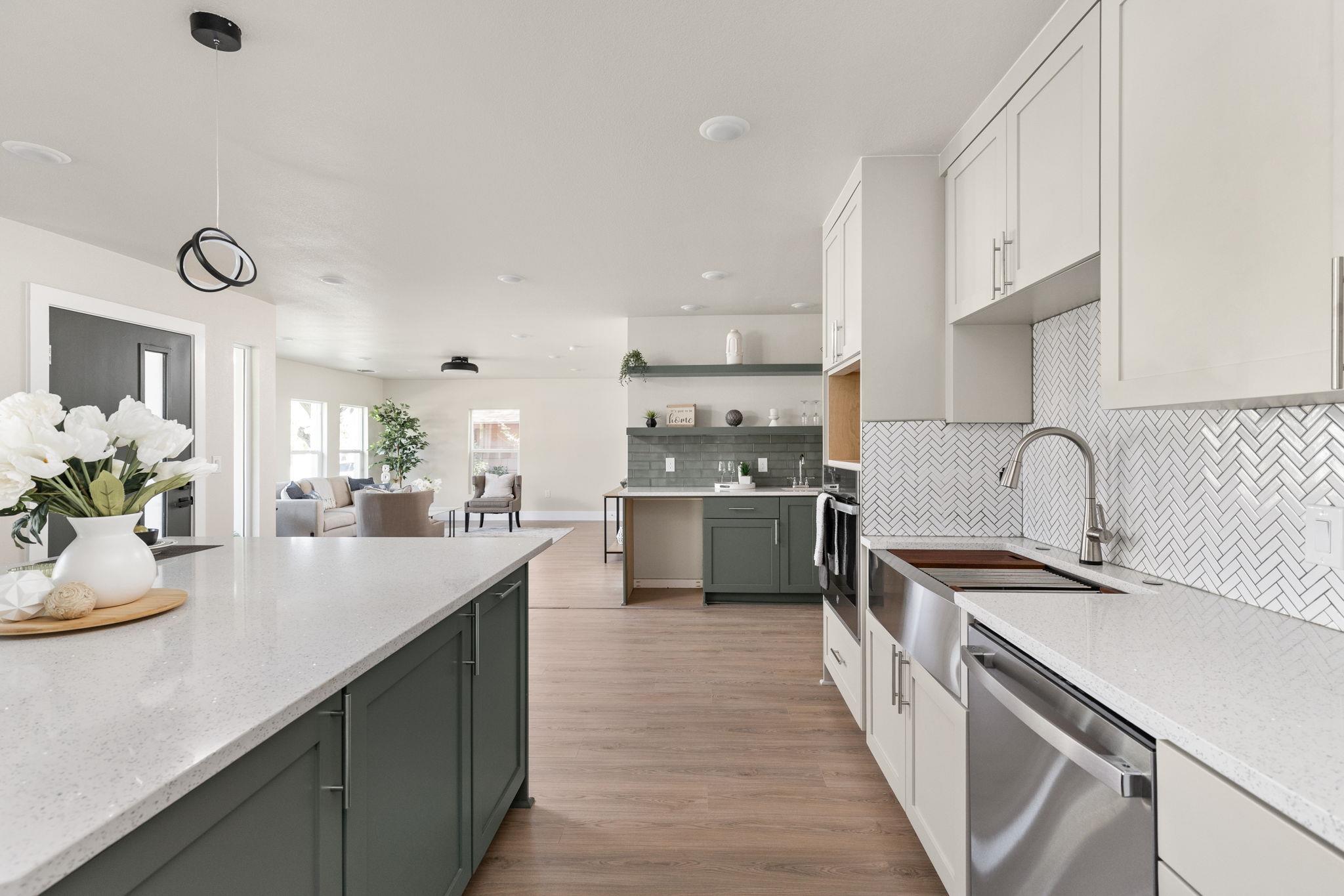 10101 Woodhaven Dr, Austin, TX 78753