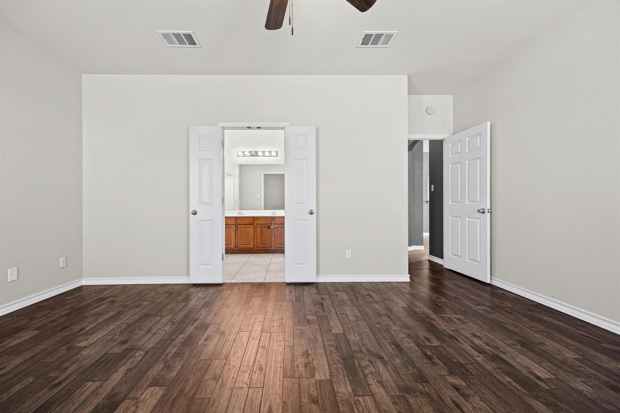 120 Almquist St, Hutto, TX 78634