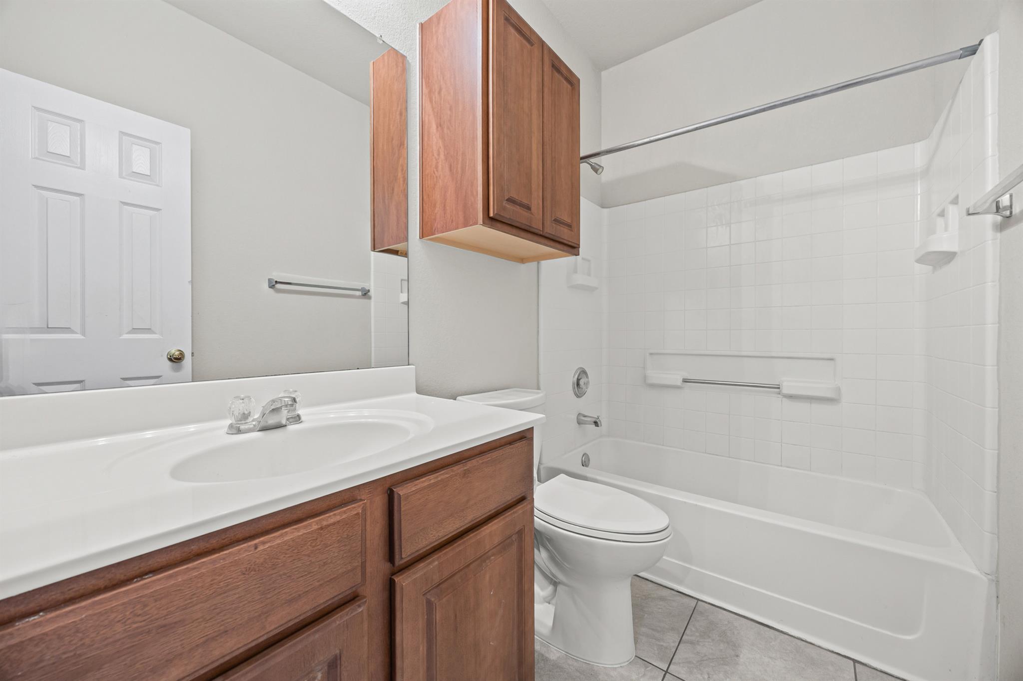 120 Almquist St, Hutto, TX 78634