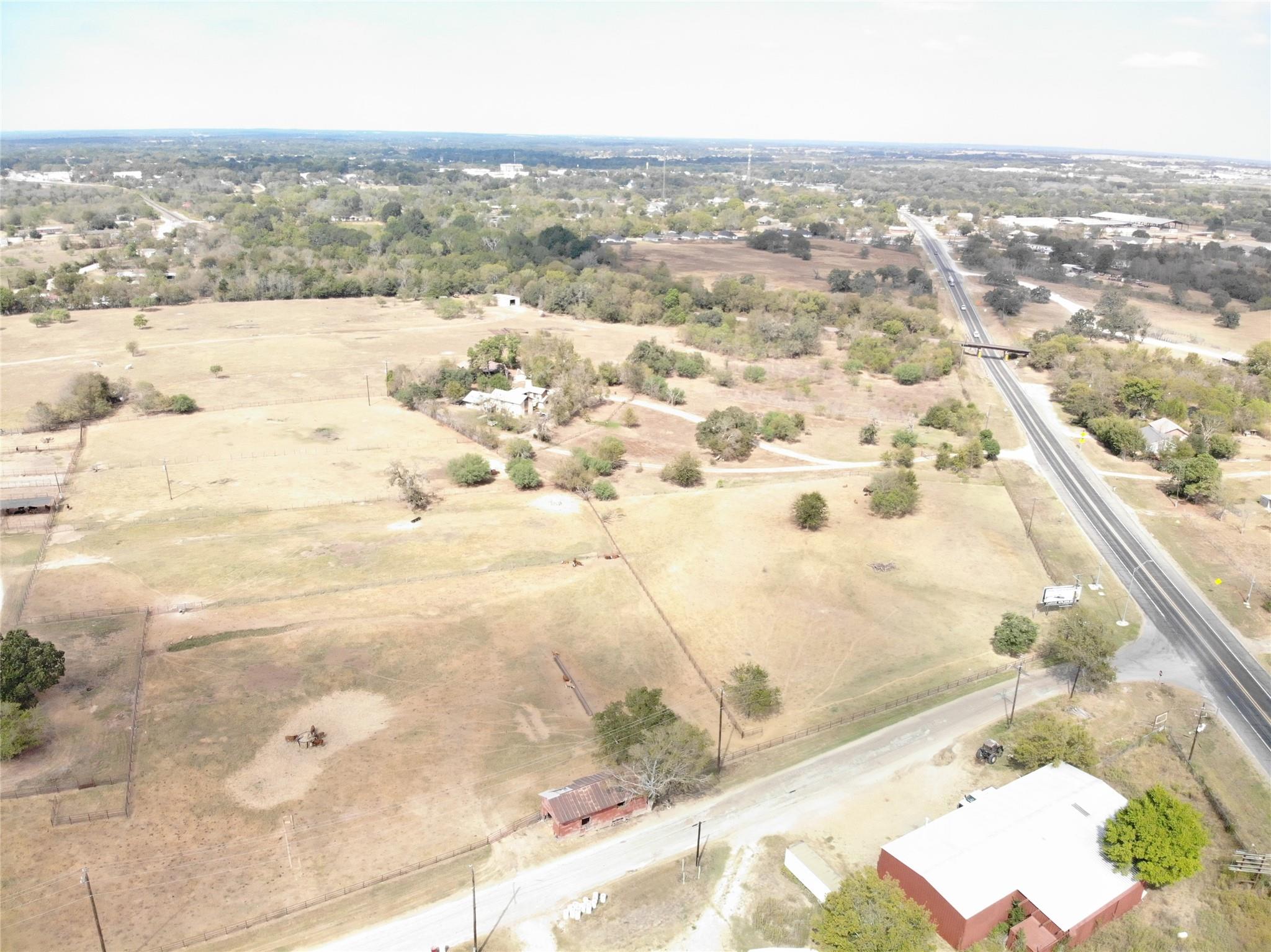 185 County Road 107, Caldwell, TX 77836