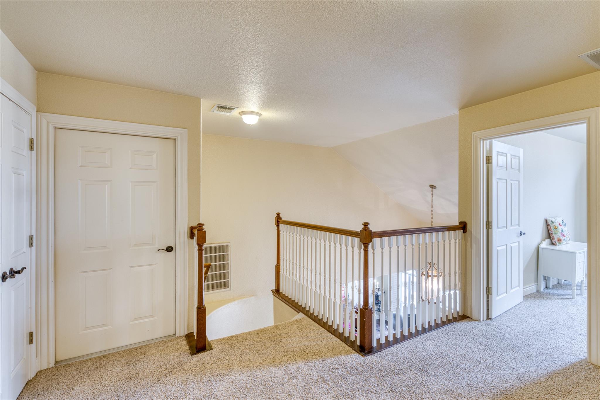 269 Quail St, Meadowlakes, TX 78654