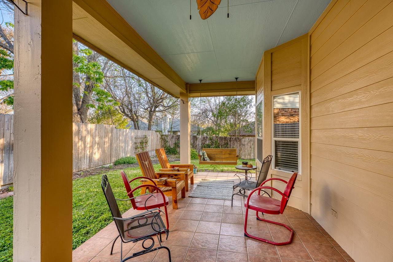 269 Quail St, Meadowlakes, TX 78654