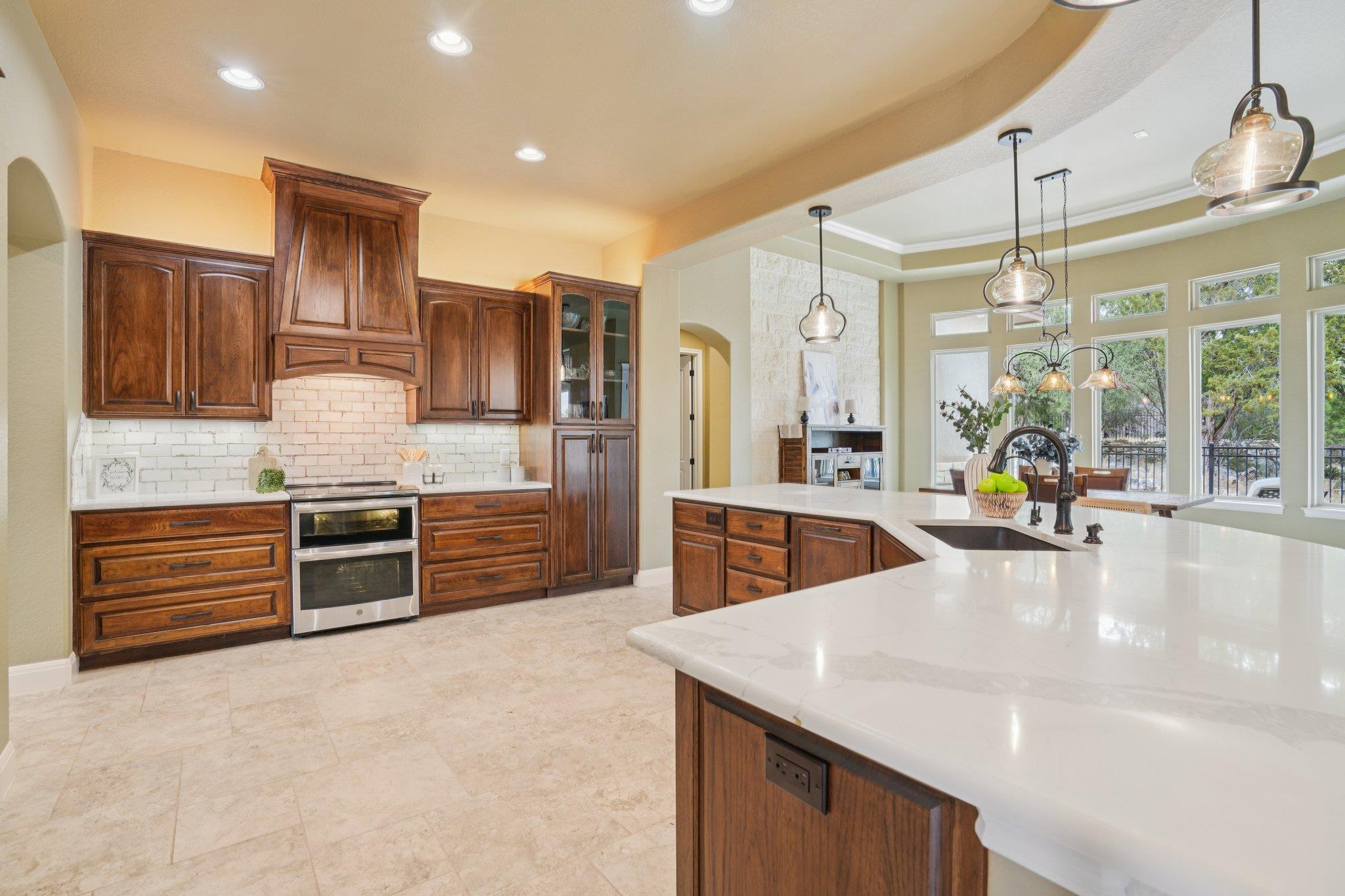 2225 Elm Cedar Dr, New Braunfels, TX 78132