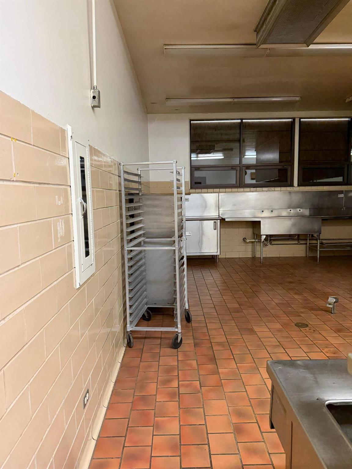 300 Oak Ave, Dumas, TX 79029