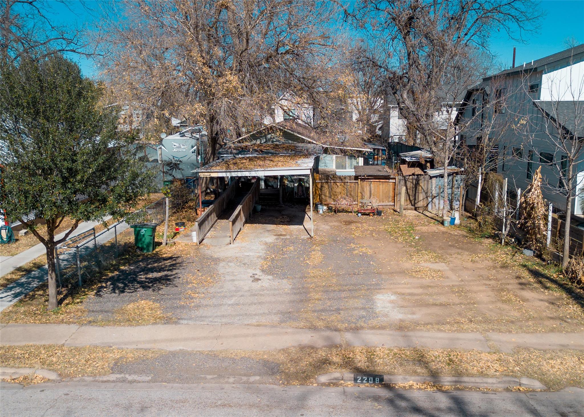 2208 Canterbury St, Austin, TX 78702